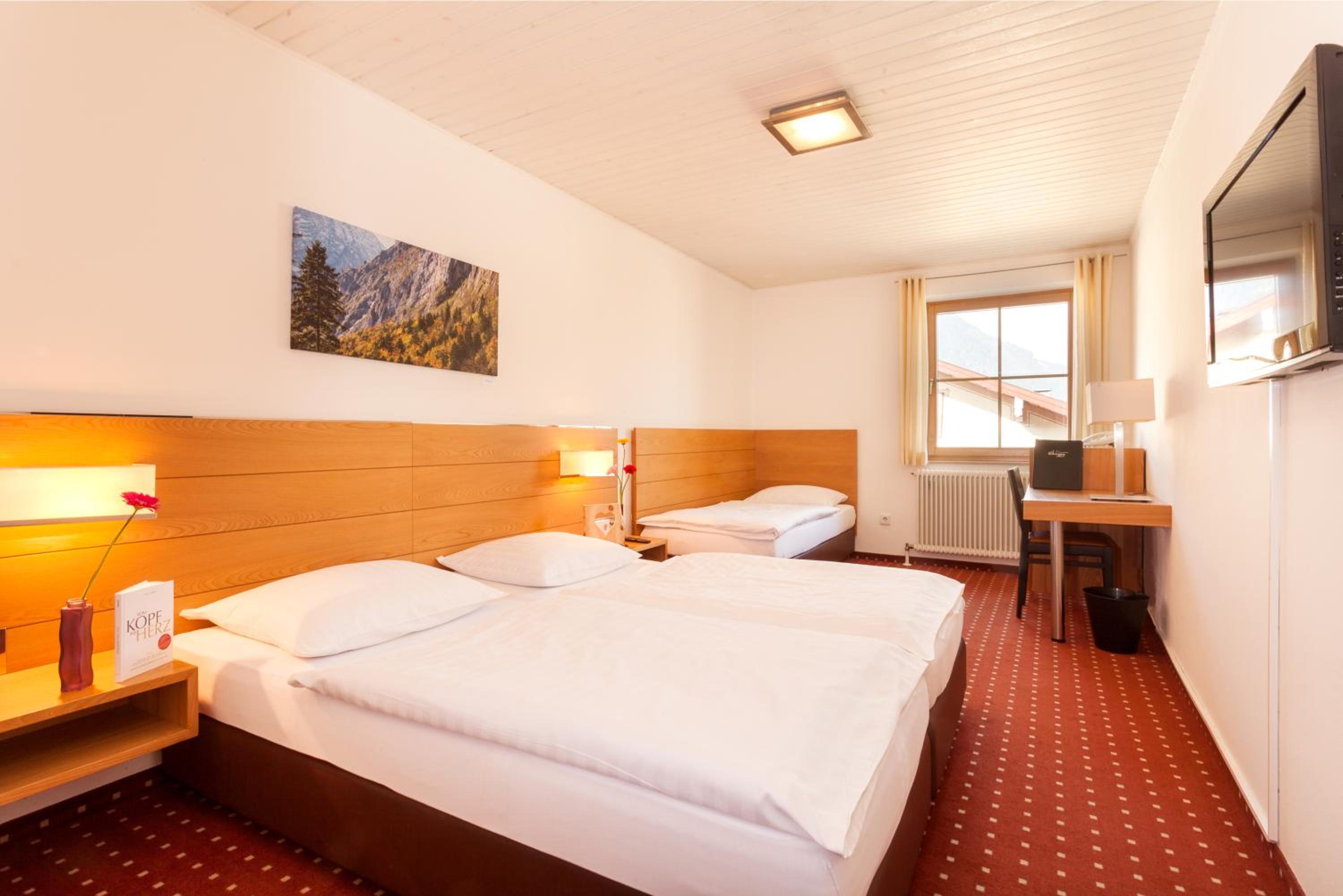 Triple Room photo 2