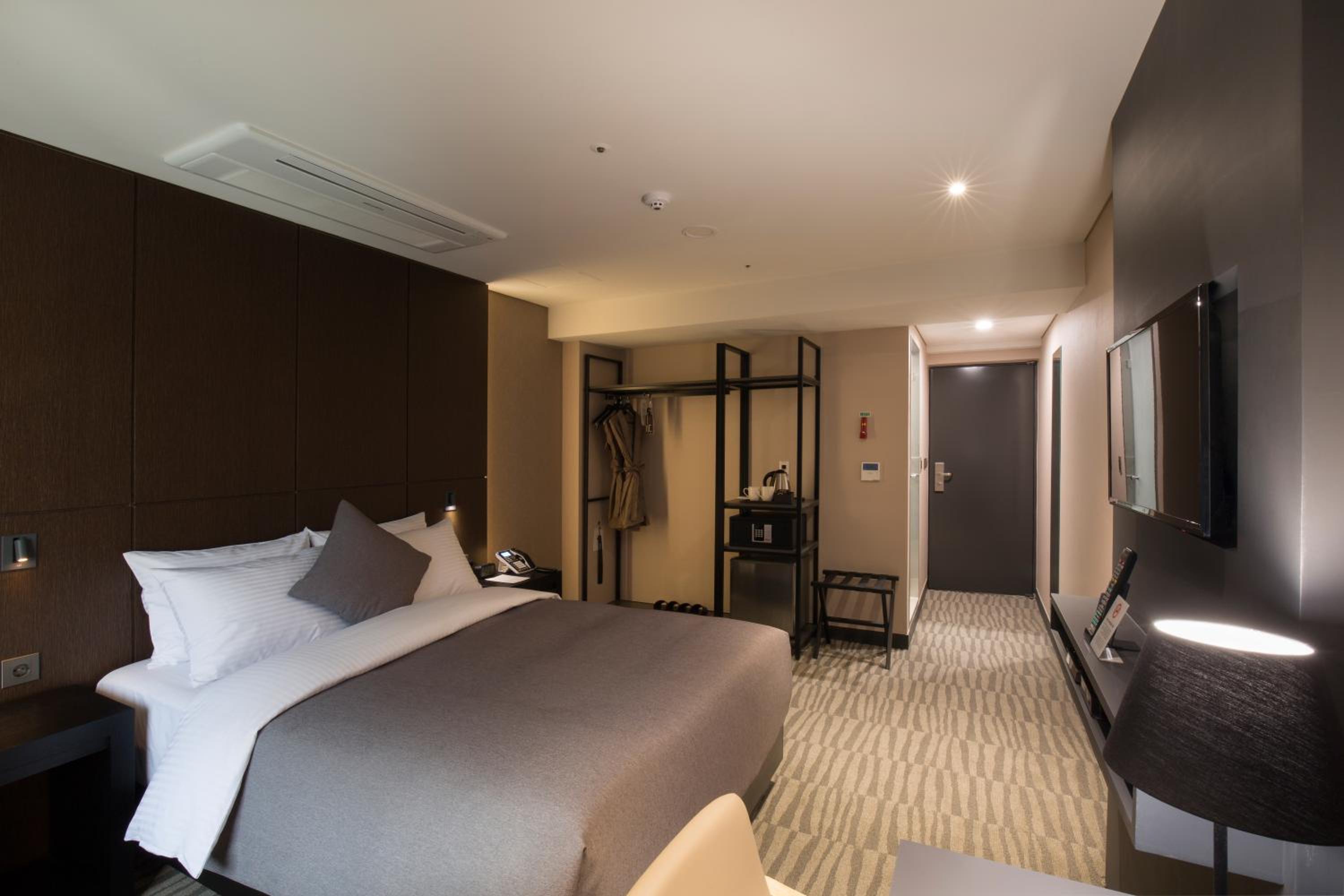 Deluxe Double Room photo 3
