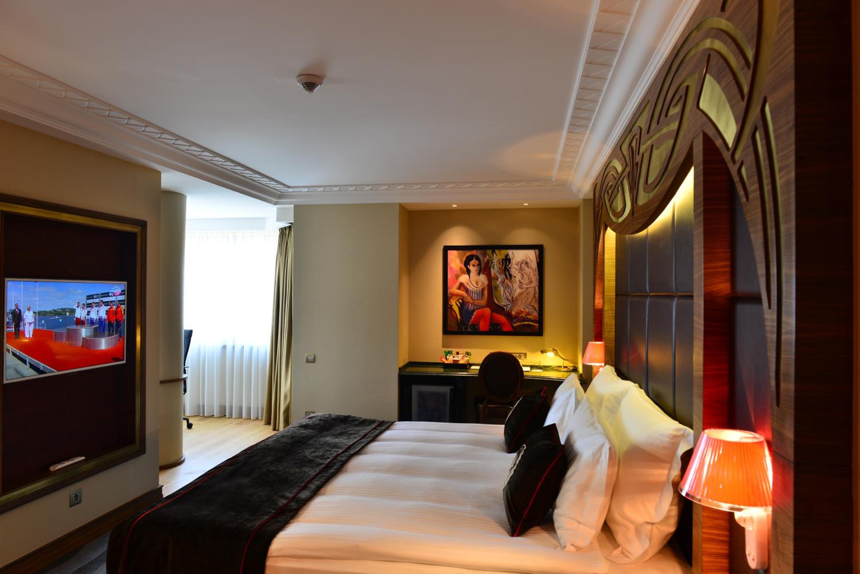 Executive Deluxe King Room photo 1