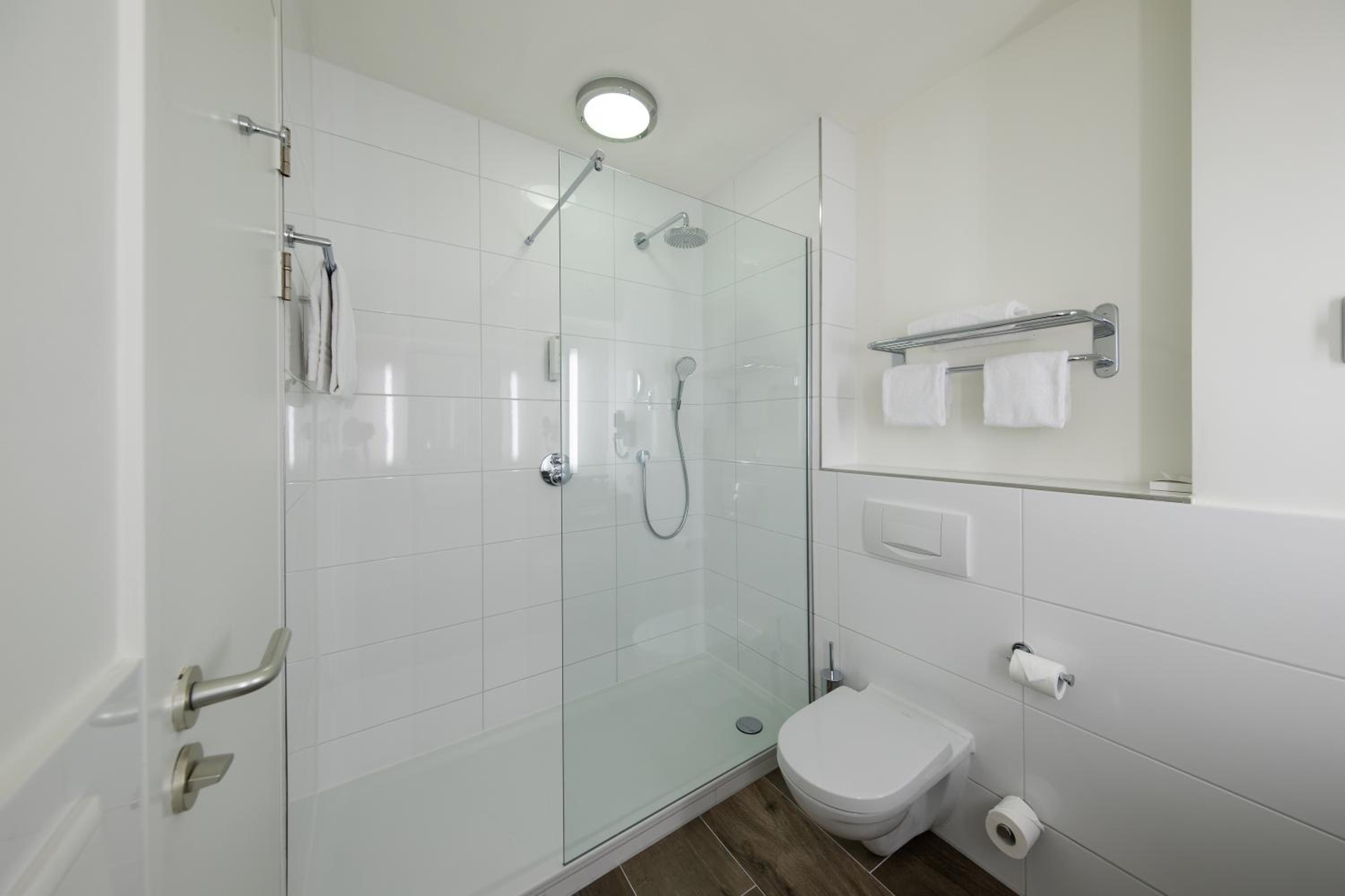 Standard Double Room - Photo 2