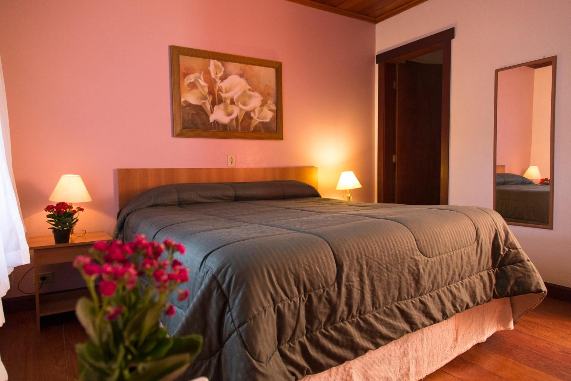 Standard Room - Photo 11