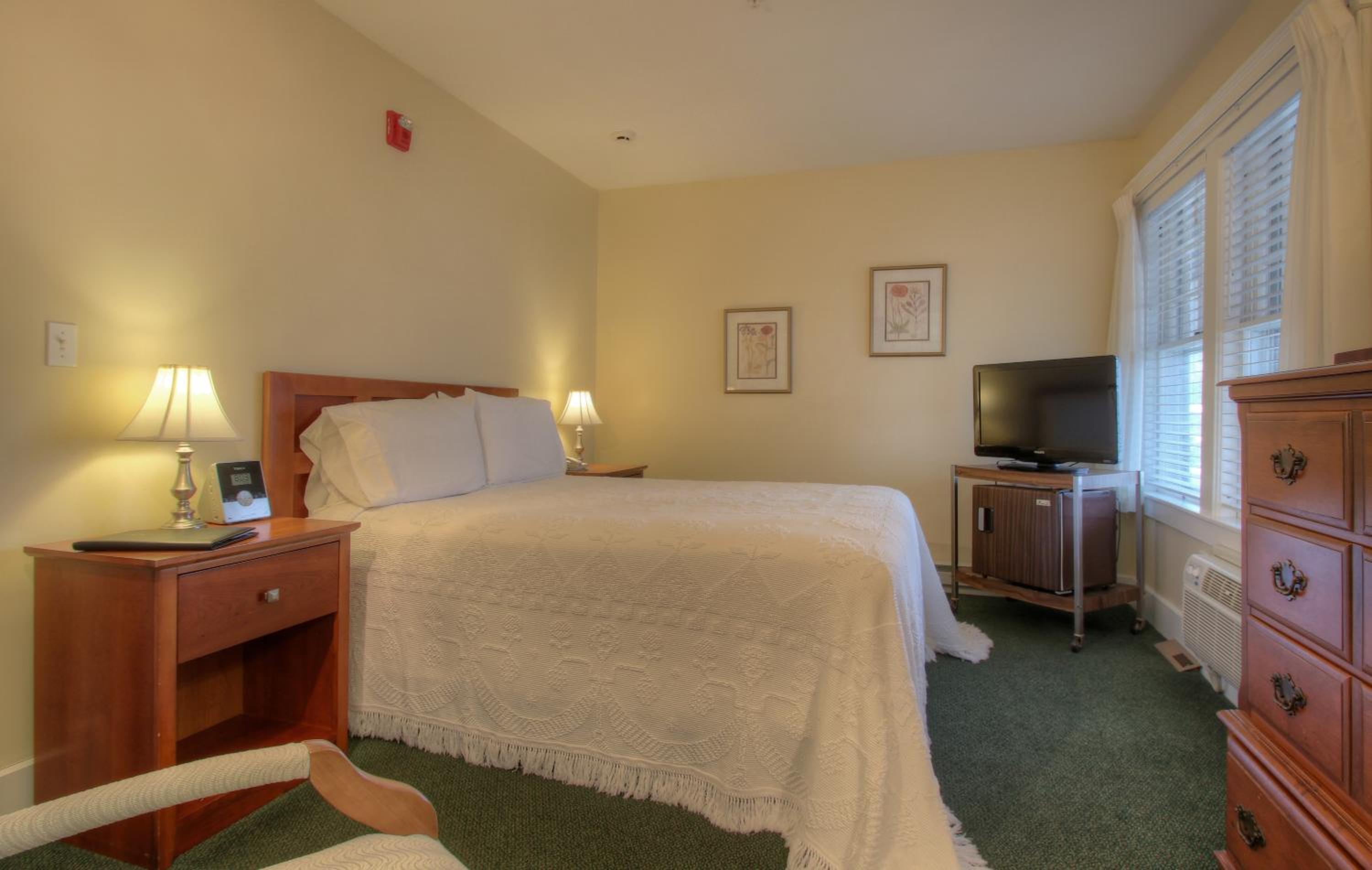 Queen Room - Main Inn Building photo 1
