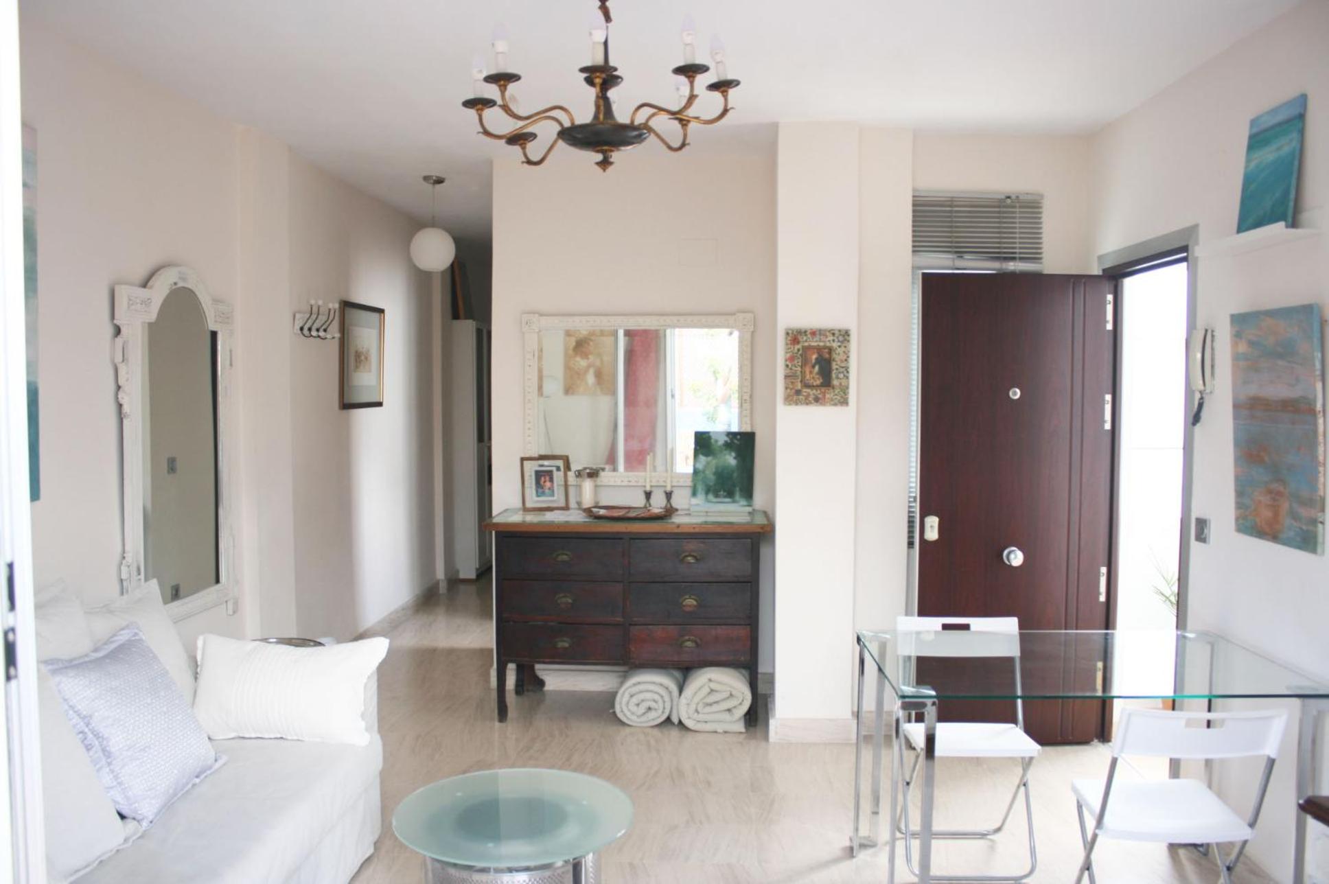 Penthouse Apartment - Photo 23