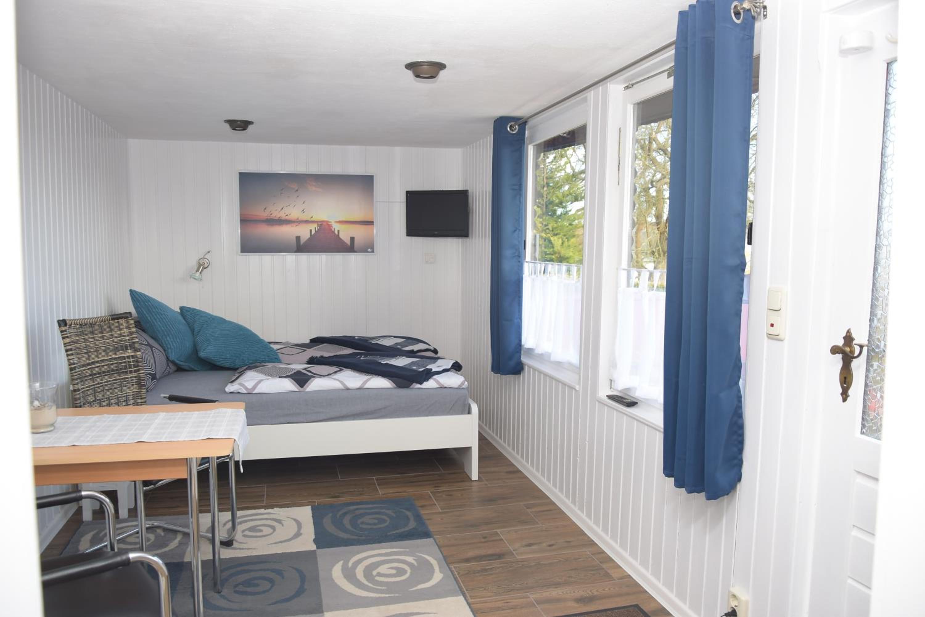 Bungalow with Patio photo 1