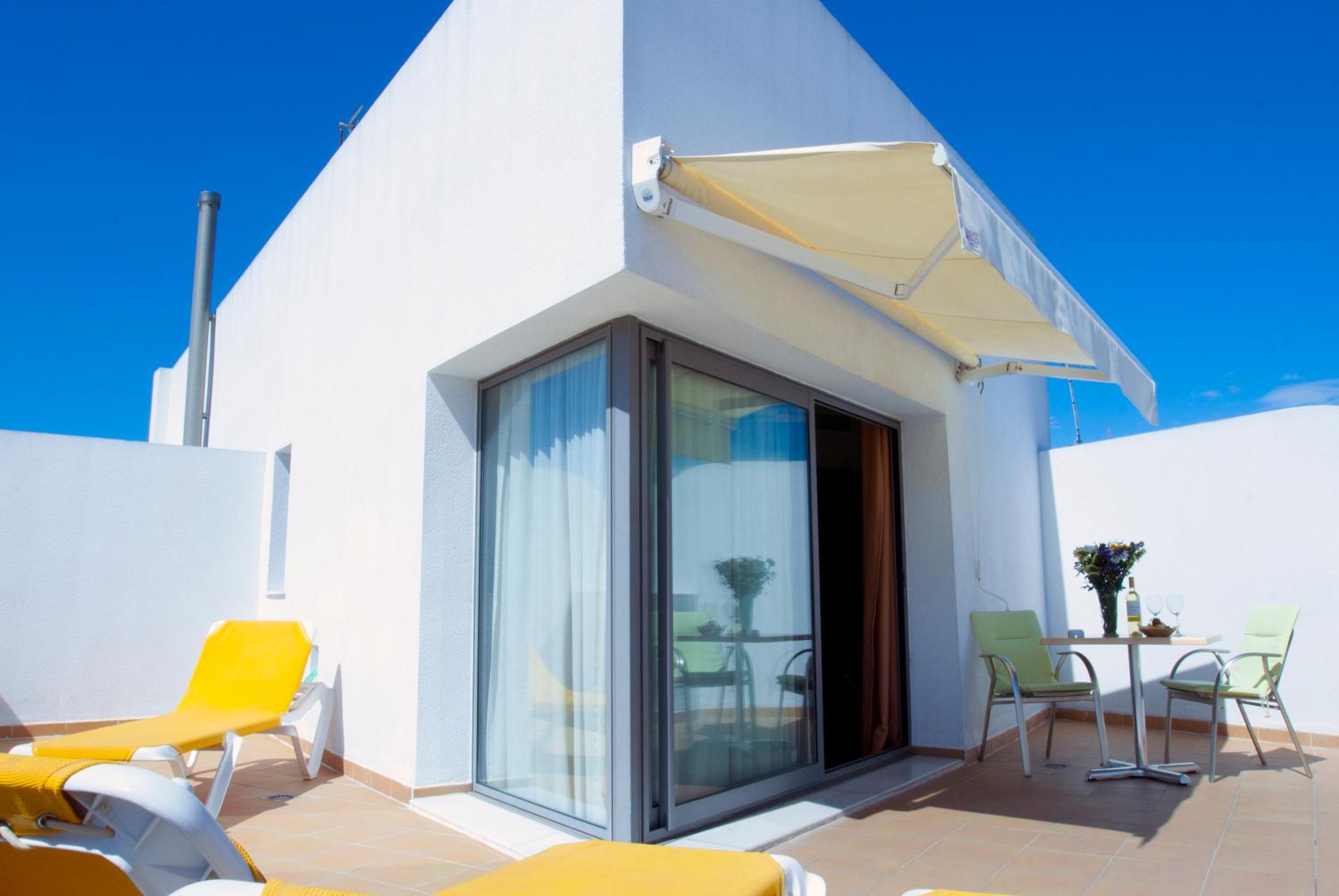 Superior Double Room with Private Terrace - Photo 16