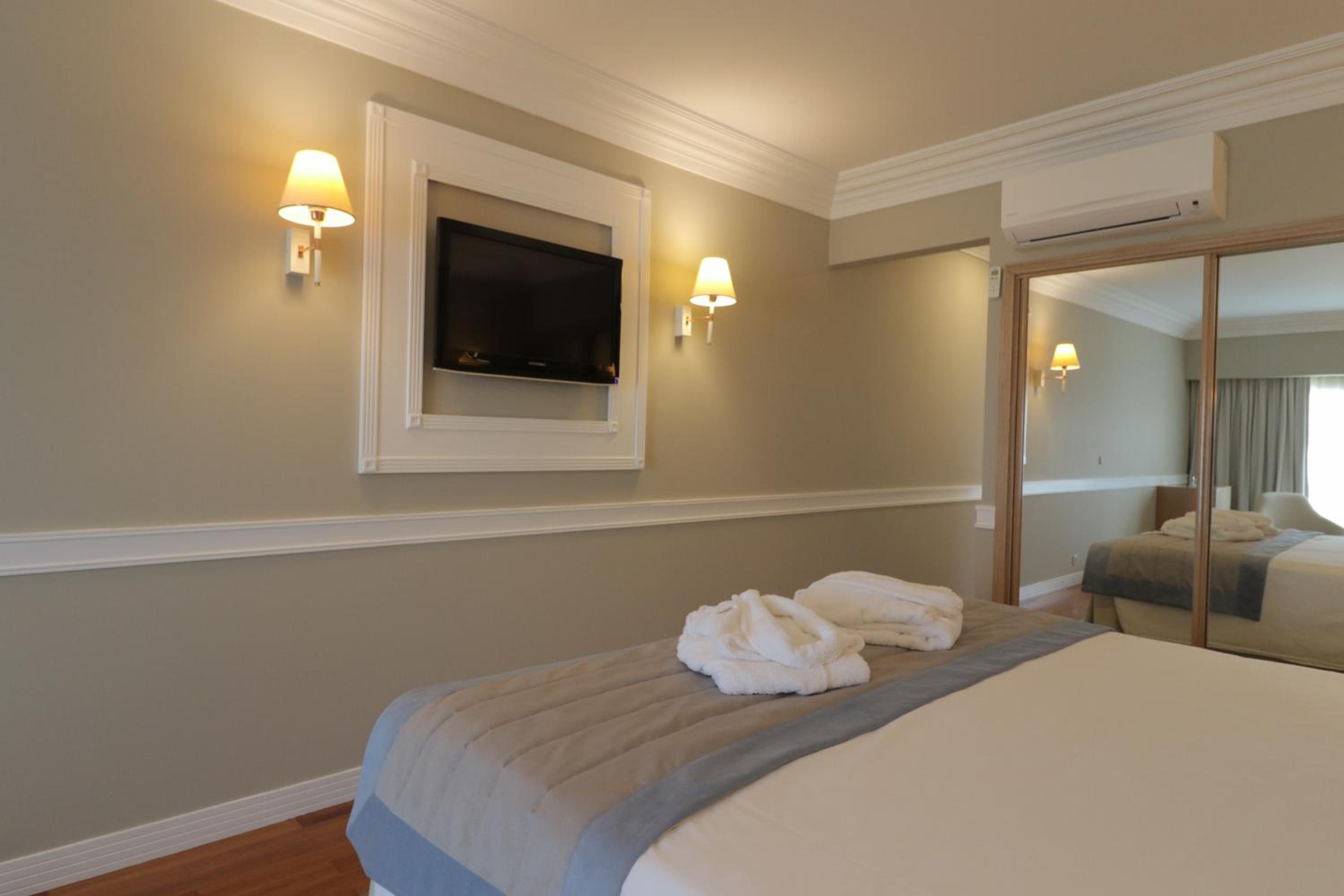 Suite with Sea View