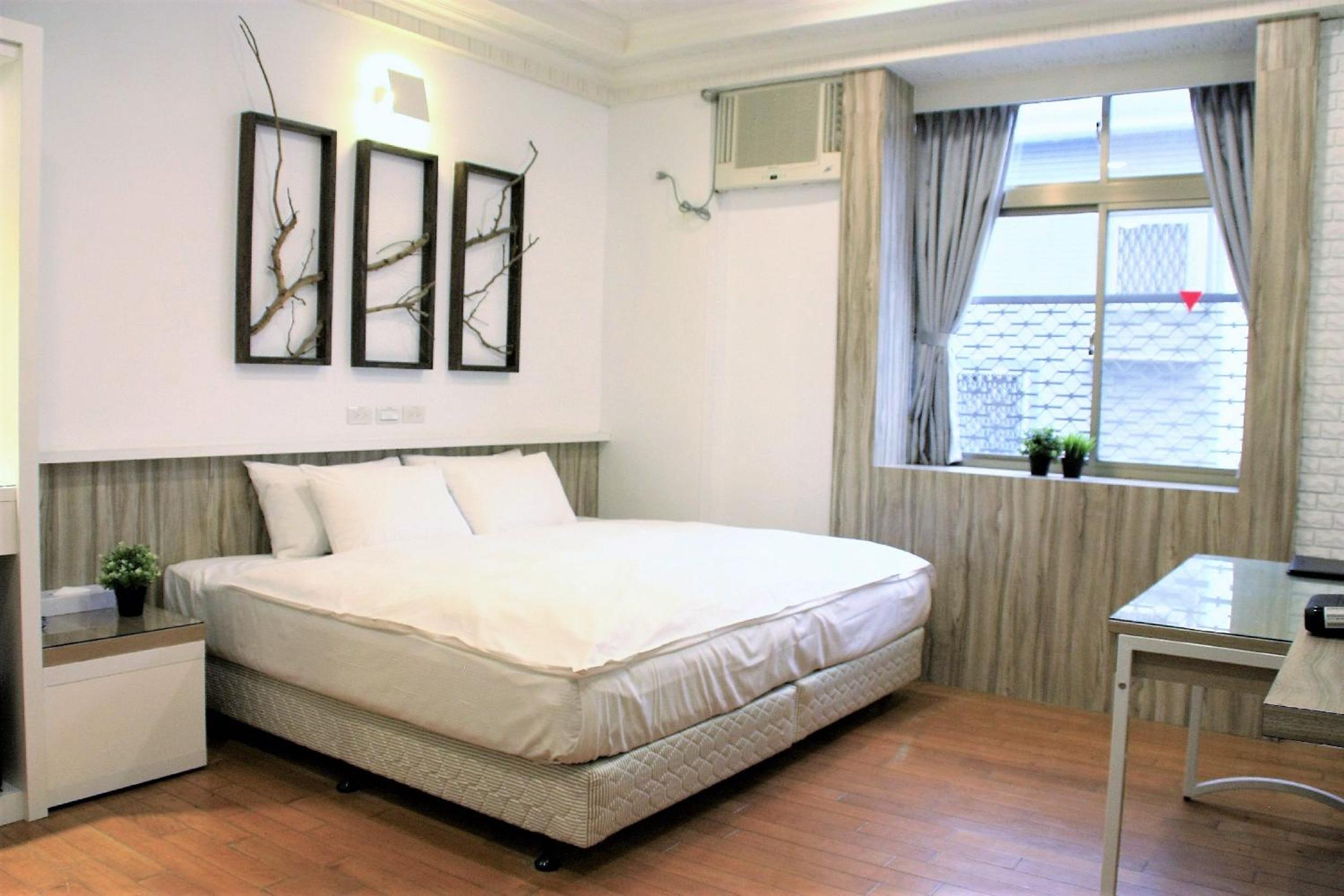 Deluxe Double or Twin Room photo 2