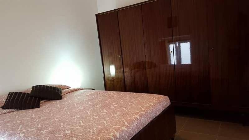 One-Bedroom Apartment - Photo 20