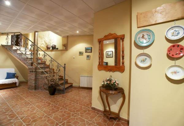 Three-Bedroom House photo 2