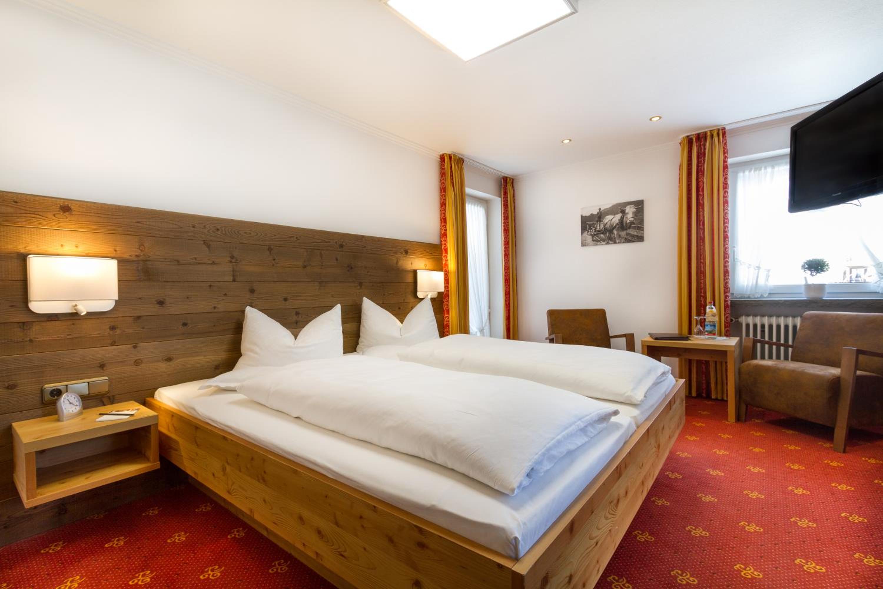 Doppelzimmer Höfats (Nebengebäude Landhaus) - Photo 2