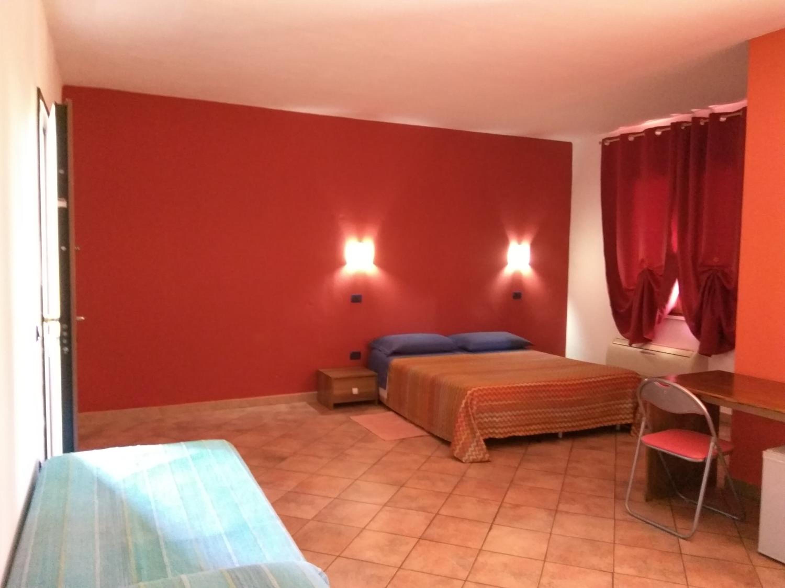 Classic Triple Room photo 1