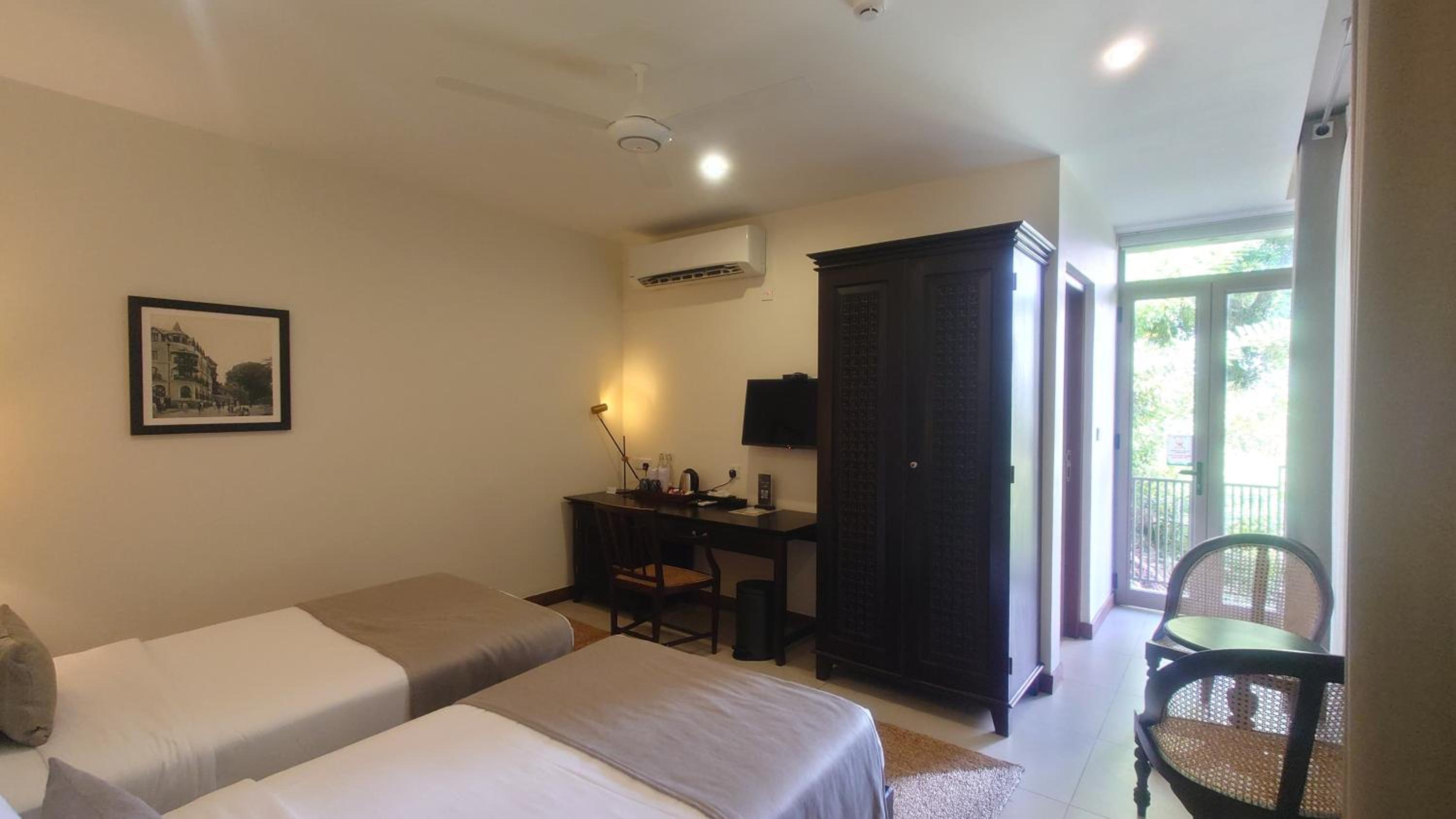 Twin Room with Balcony