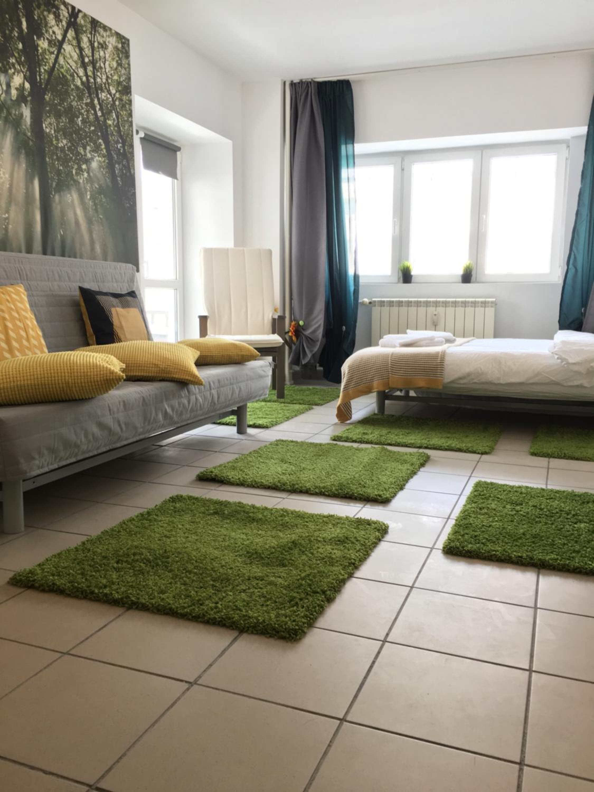 Apartment with Terrace - Photo 15