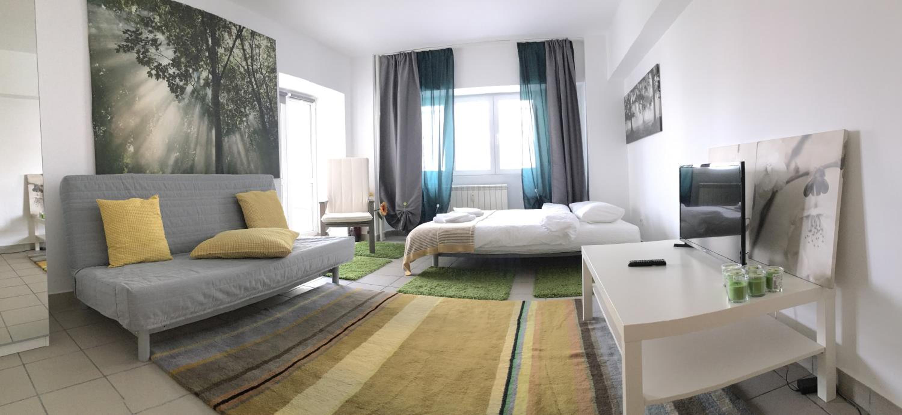 Apartment with Terrace - Photo 17