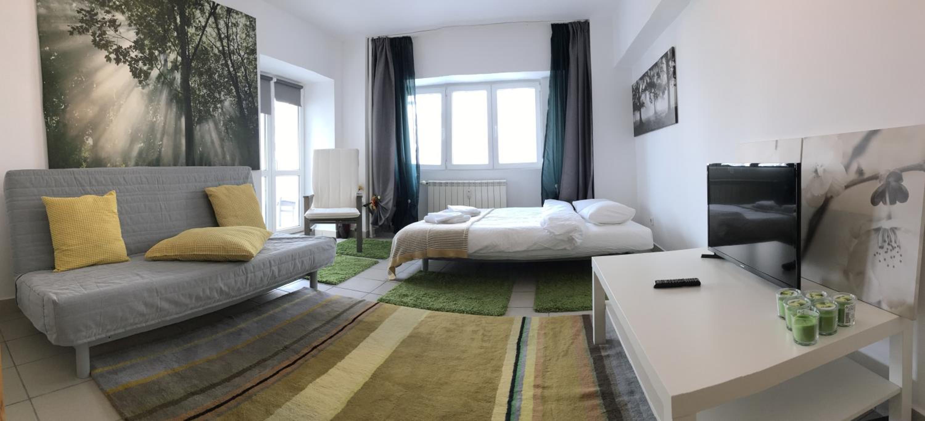 Apartment with Terrace - Photo 18