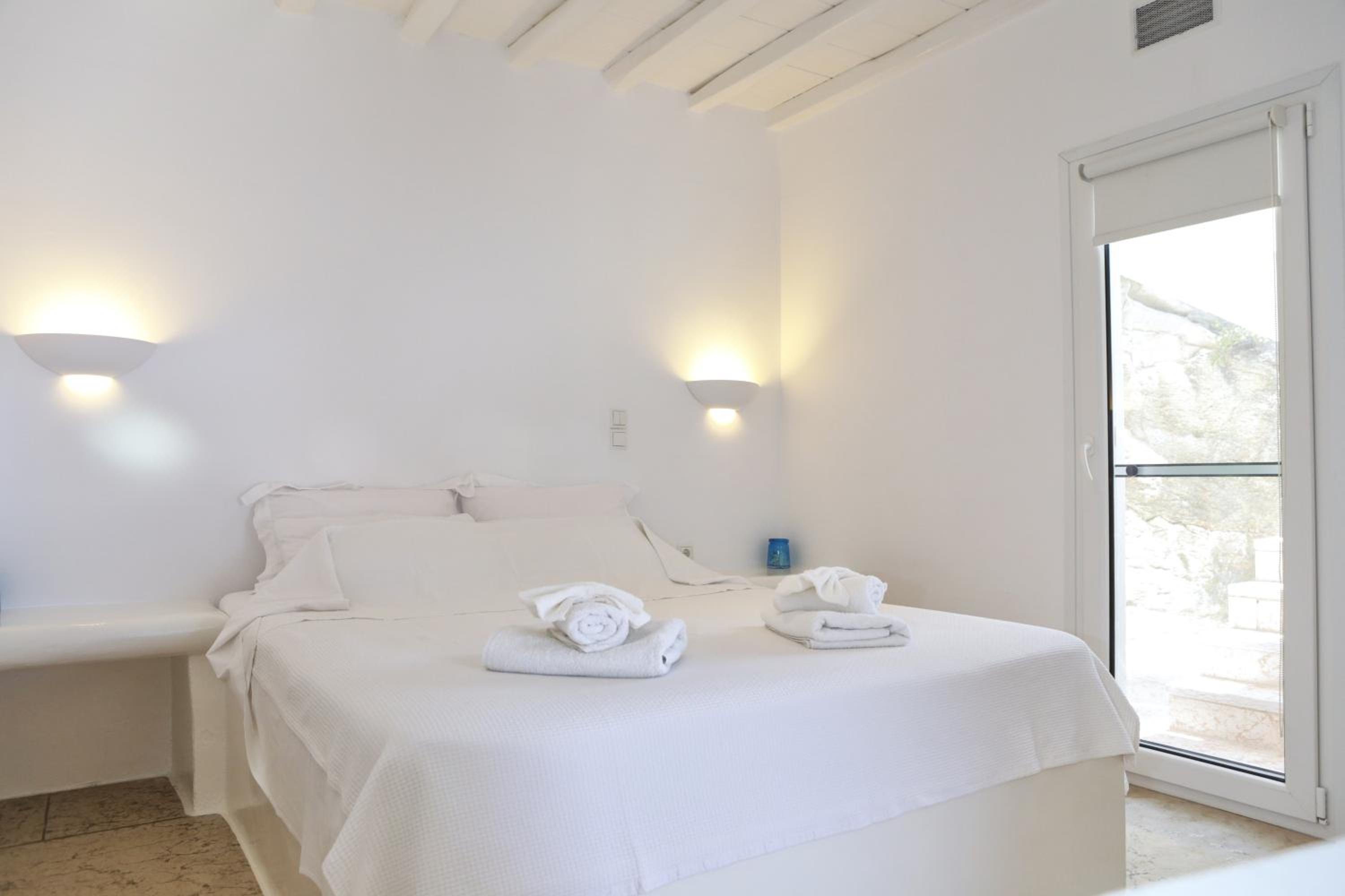 Villa with Sea View photo 1