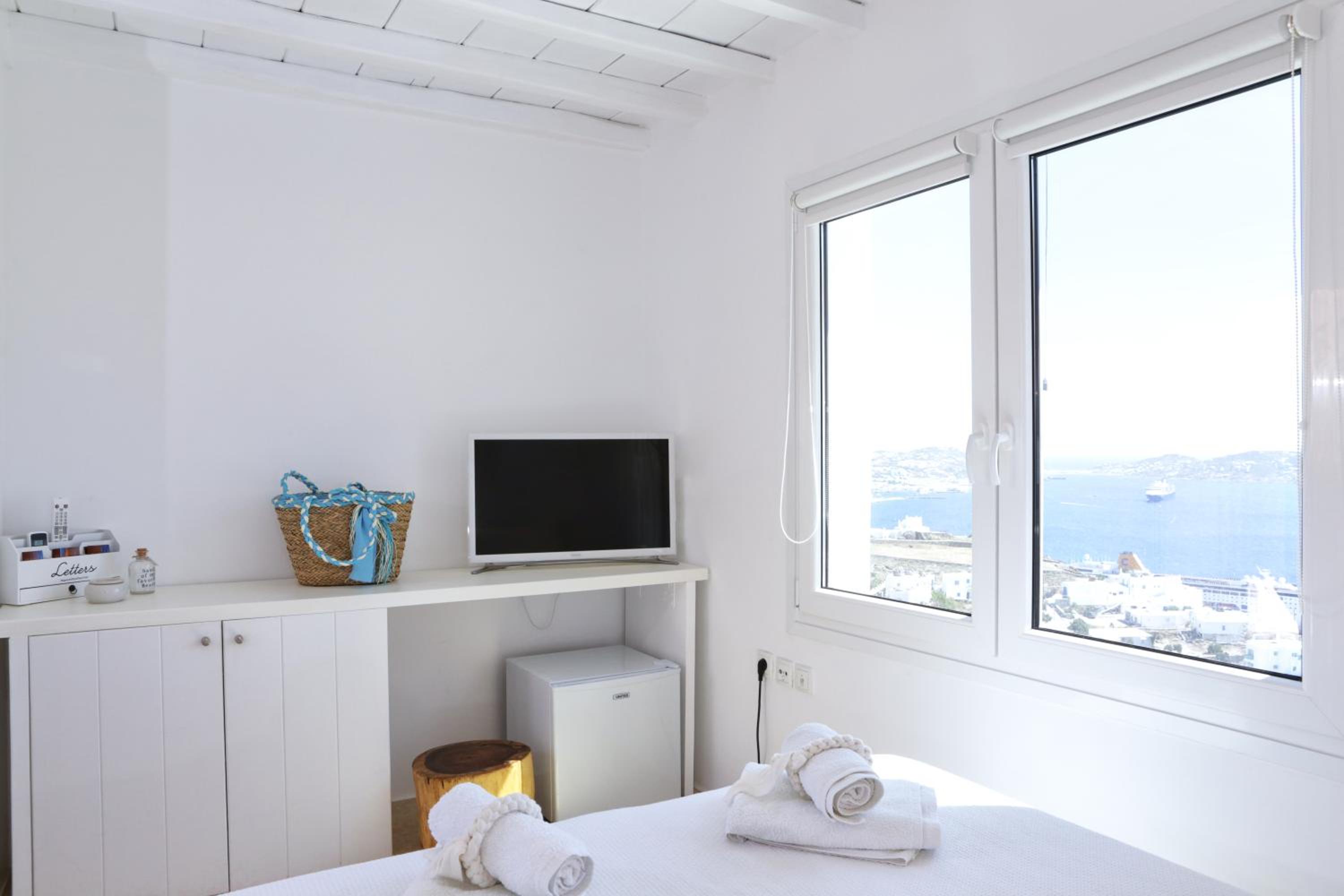 Junior Suite with Sea View photo 1