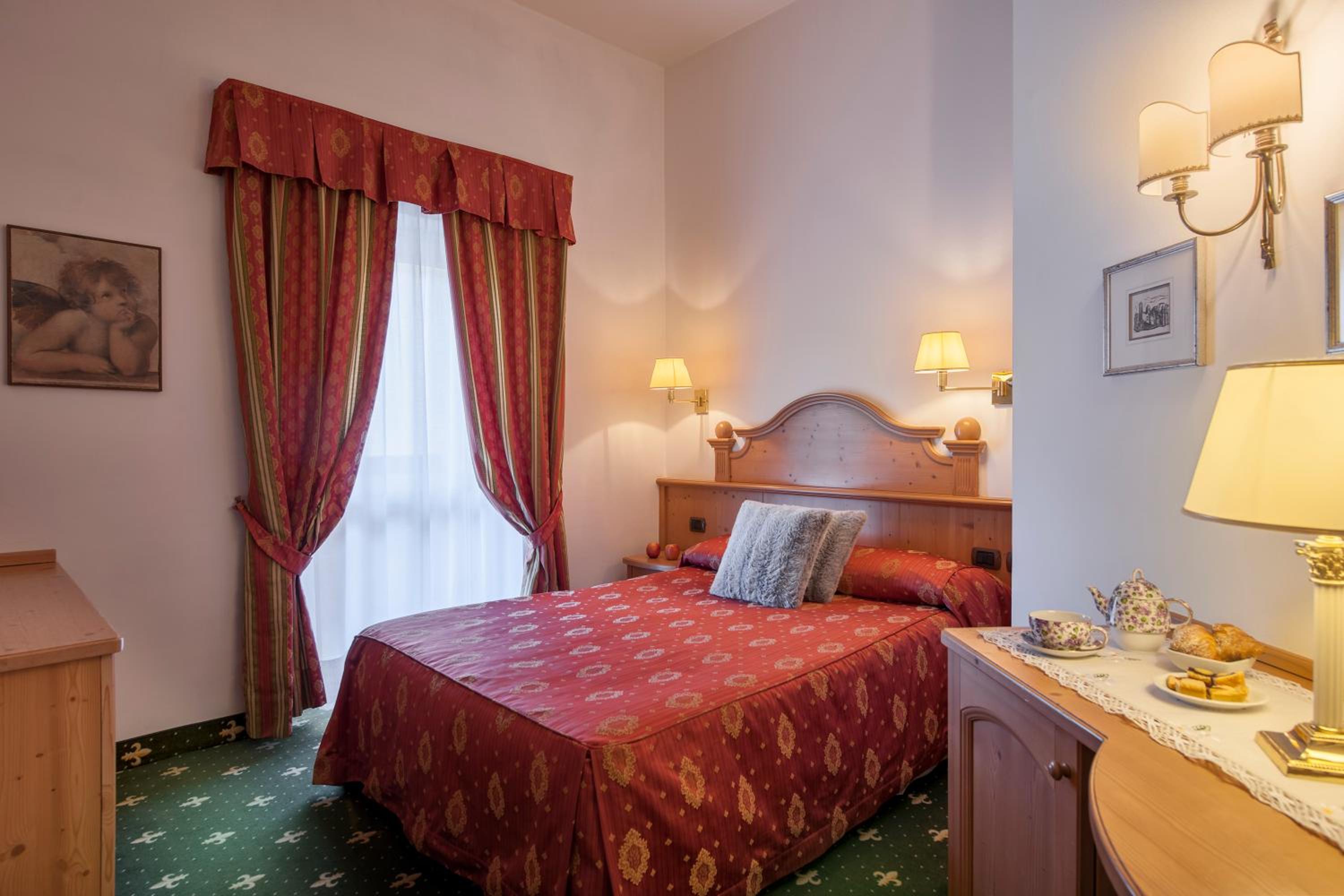 Single Room - Photo 1