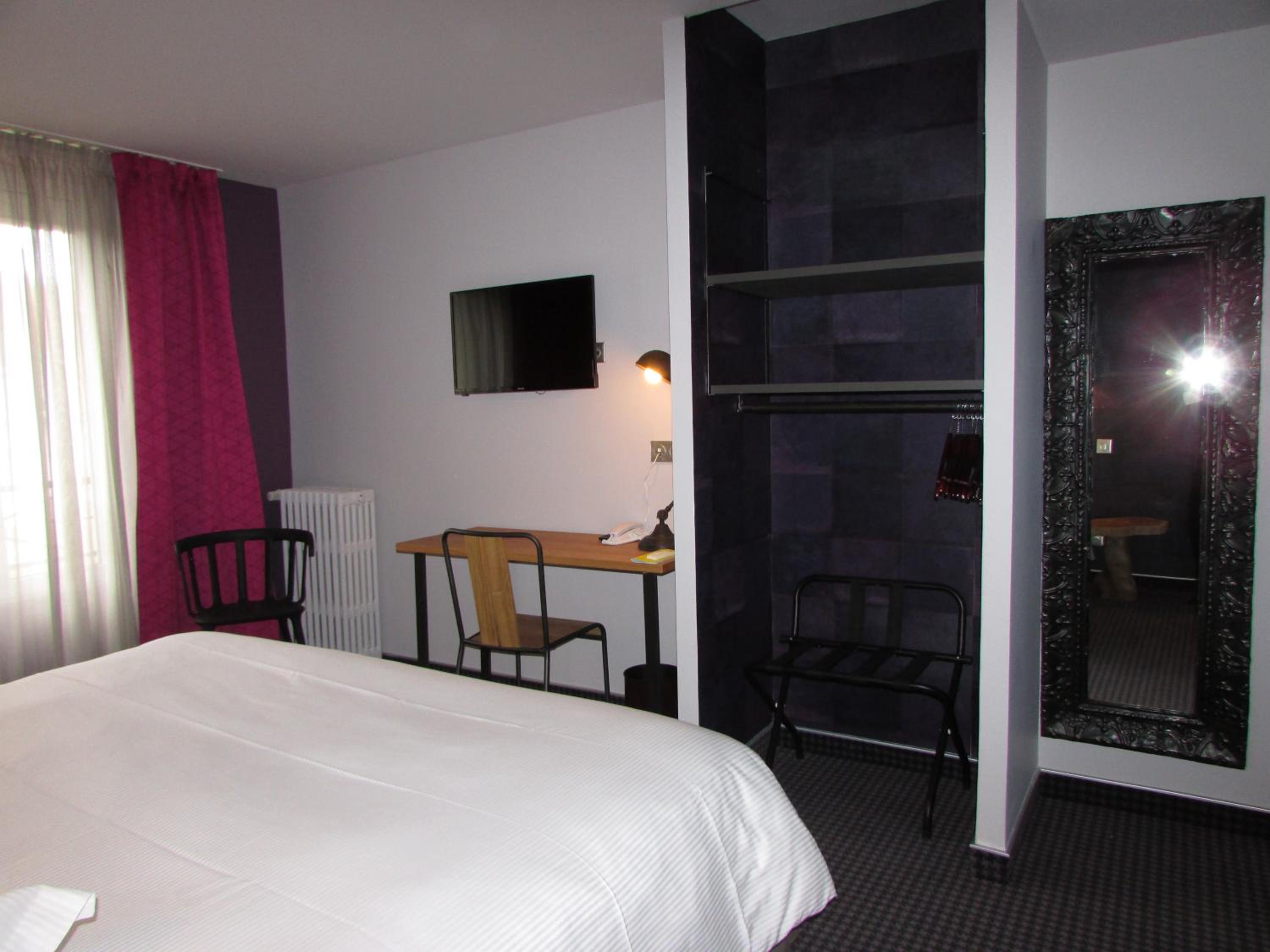 Comfort King Room - Photo 6