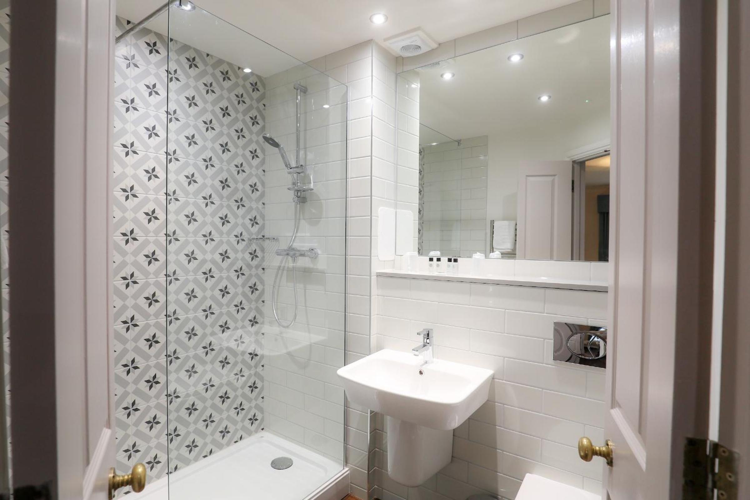 Superior Double or Twin Room photo 2
