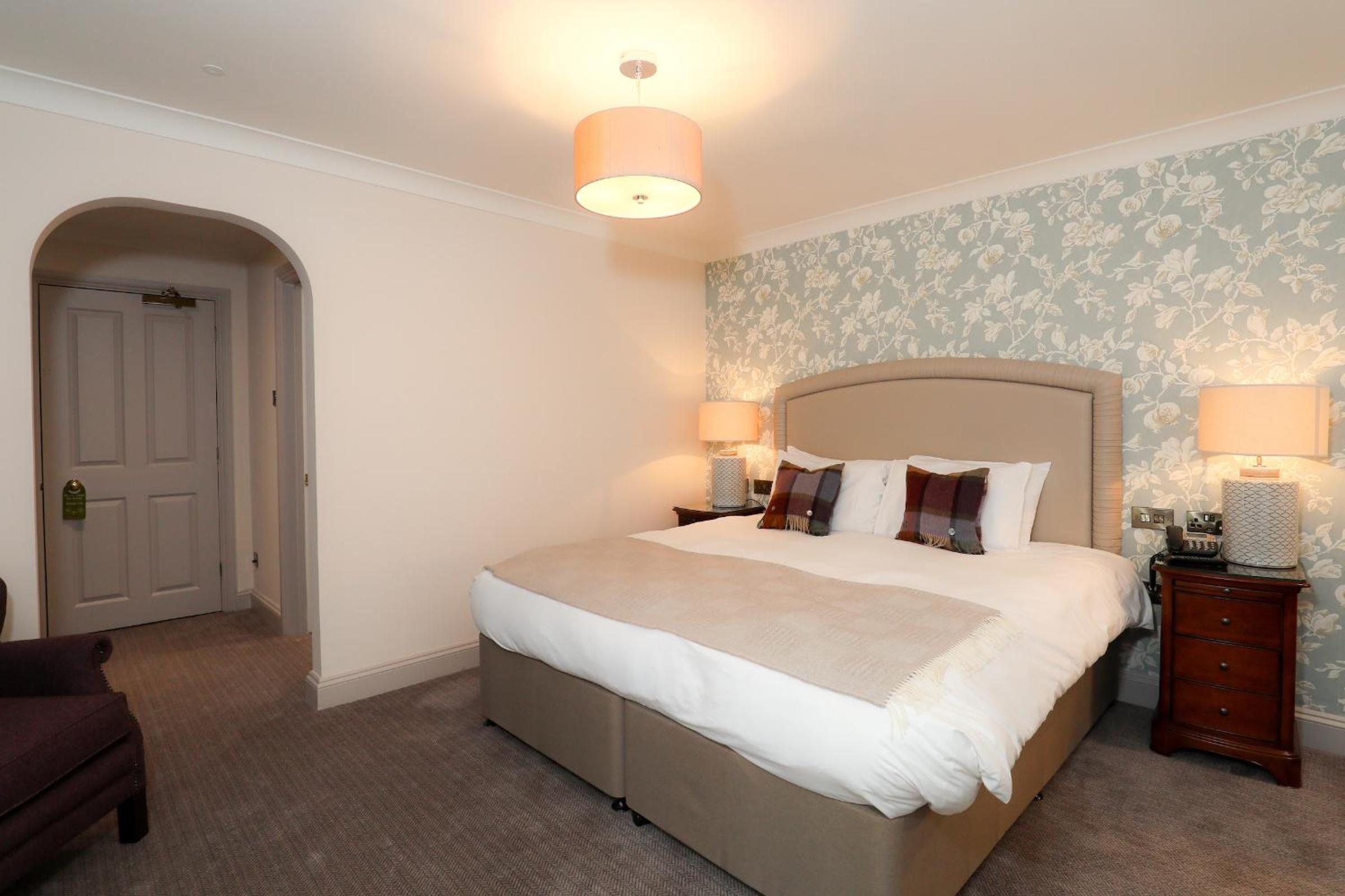 Superior Double or Twin Room photo 3