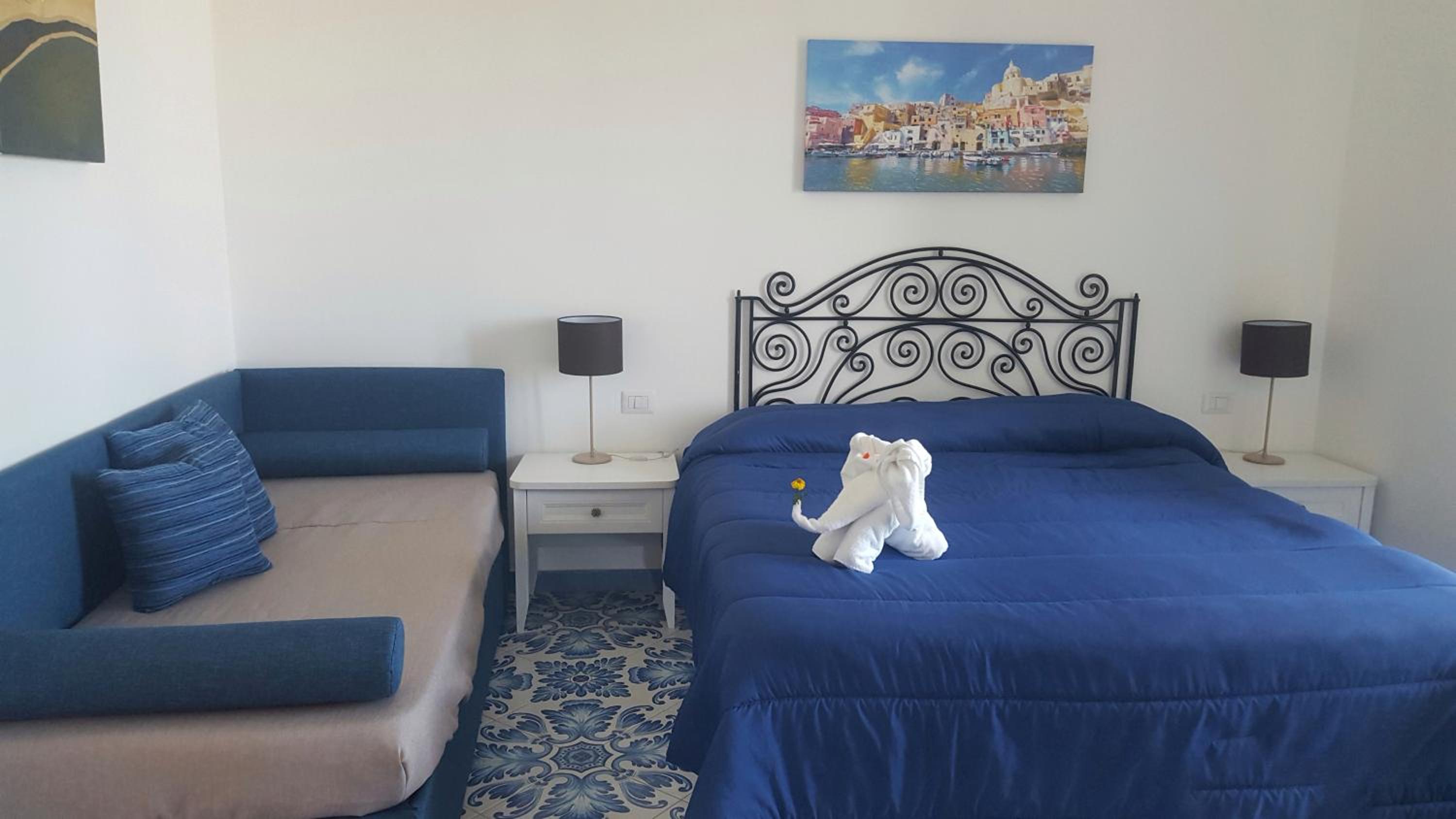 Queen Room with Balcony