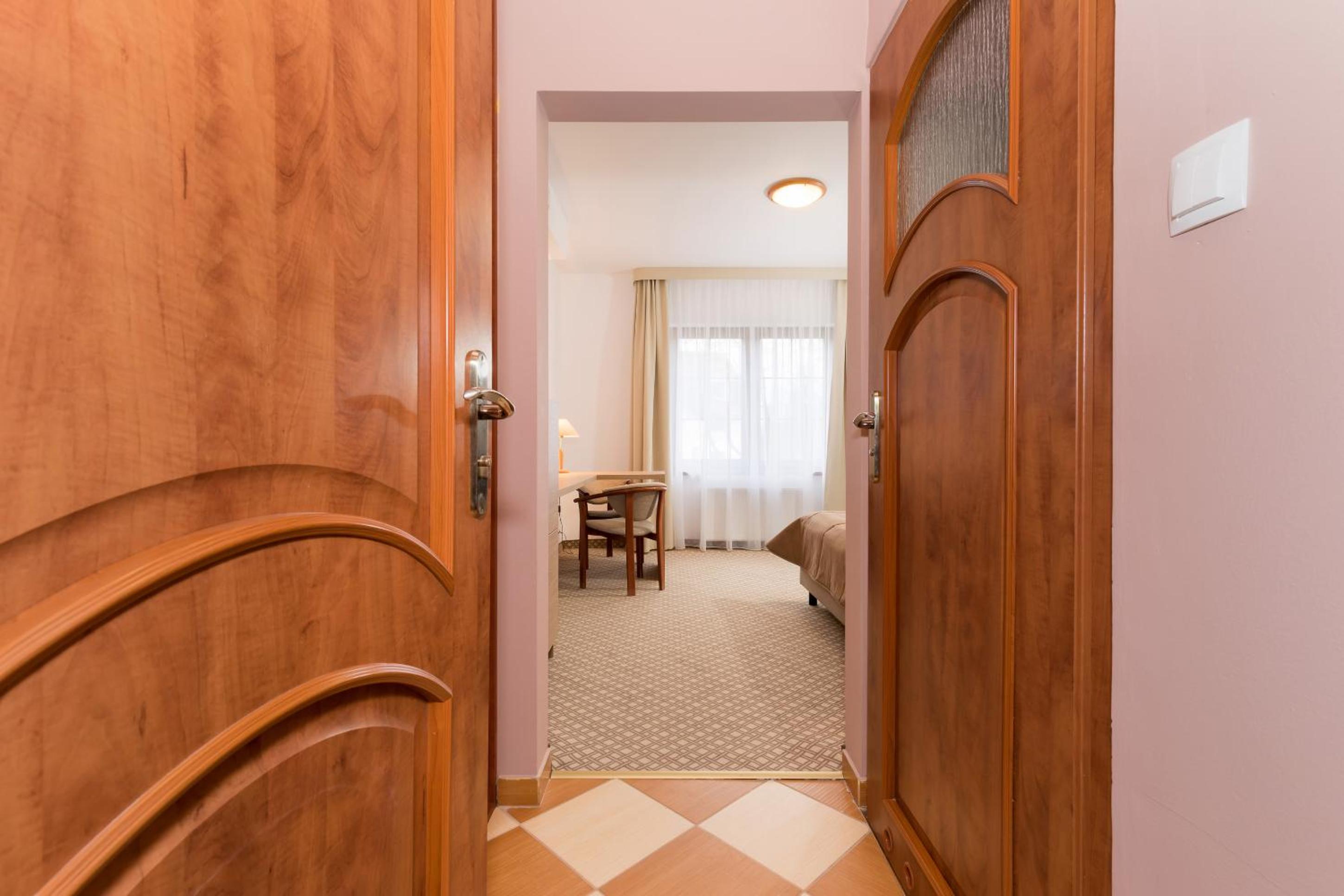 Double Room - Photo 1