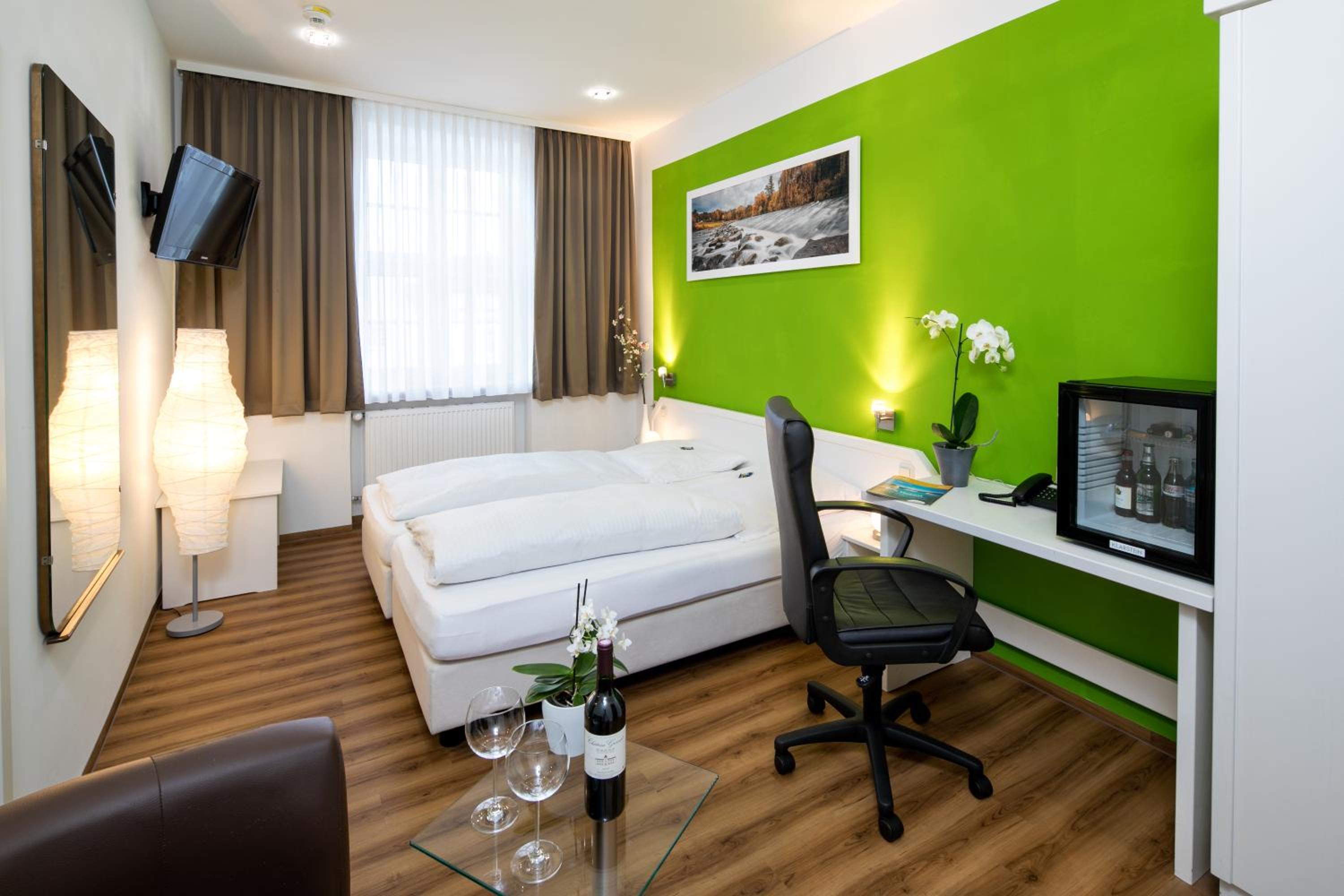 Business Single Room
