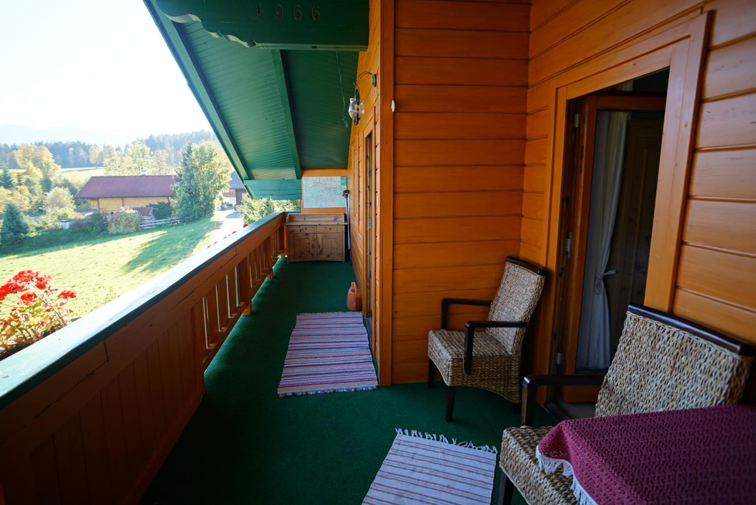 Apartment with Balcony photo 2