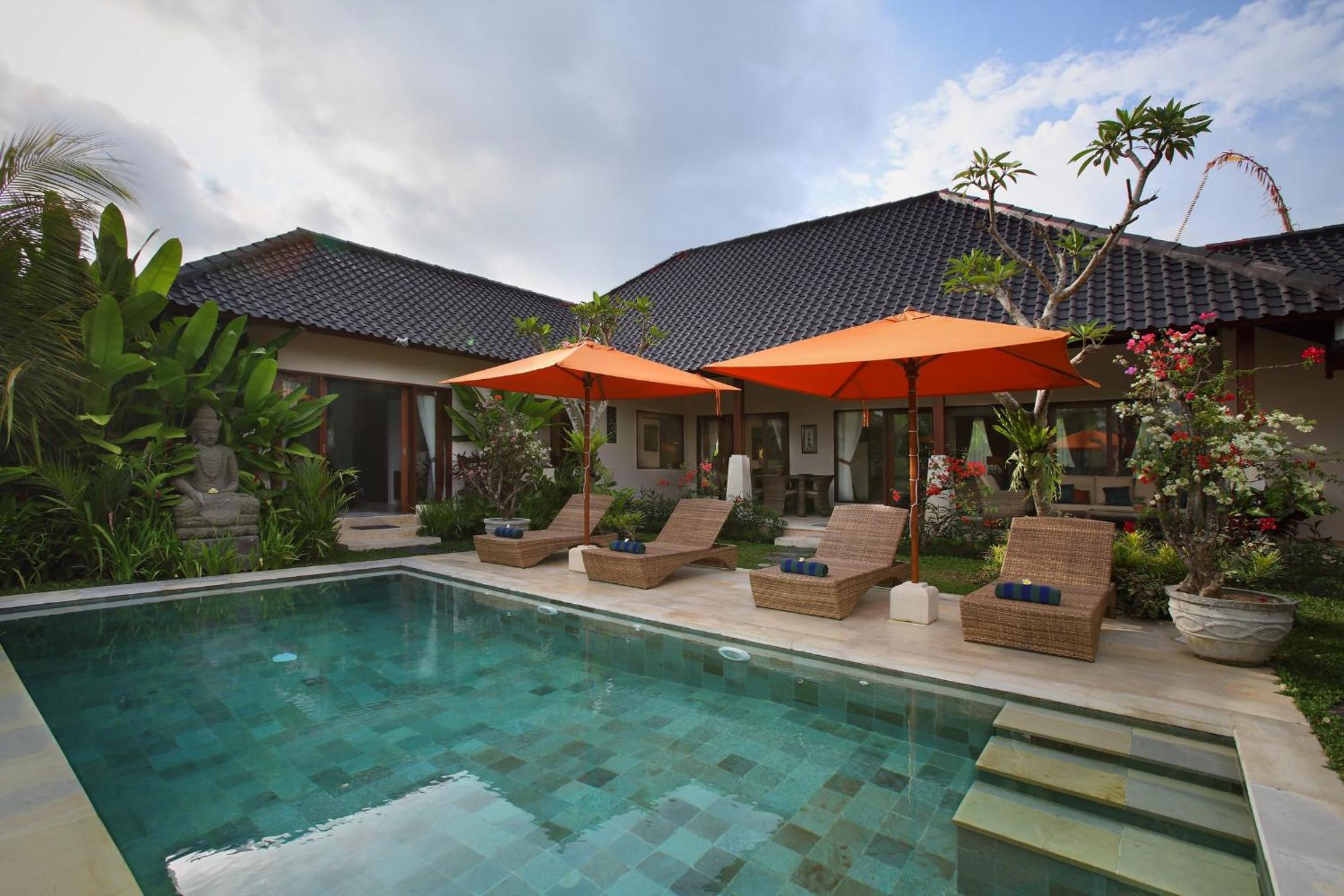 Four-Bedroom Villa with Private Pool thumbnail 5