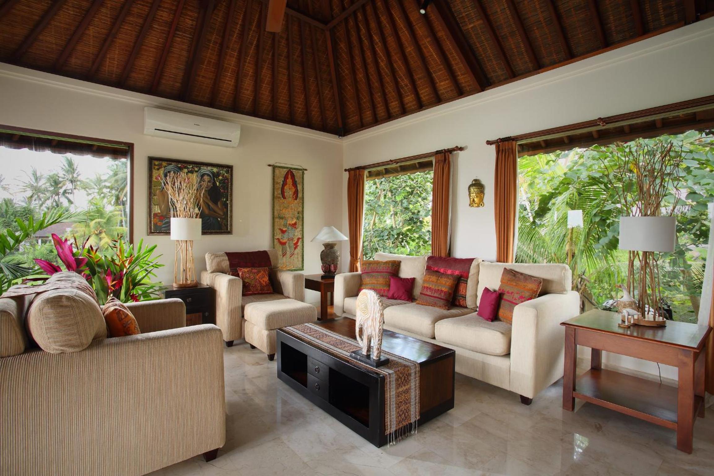 Solera Three-Bedroom Villa with Private Pool thumbnail 5