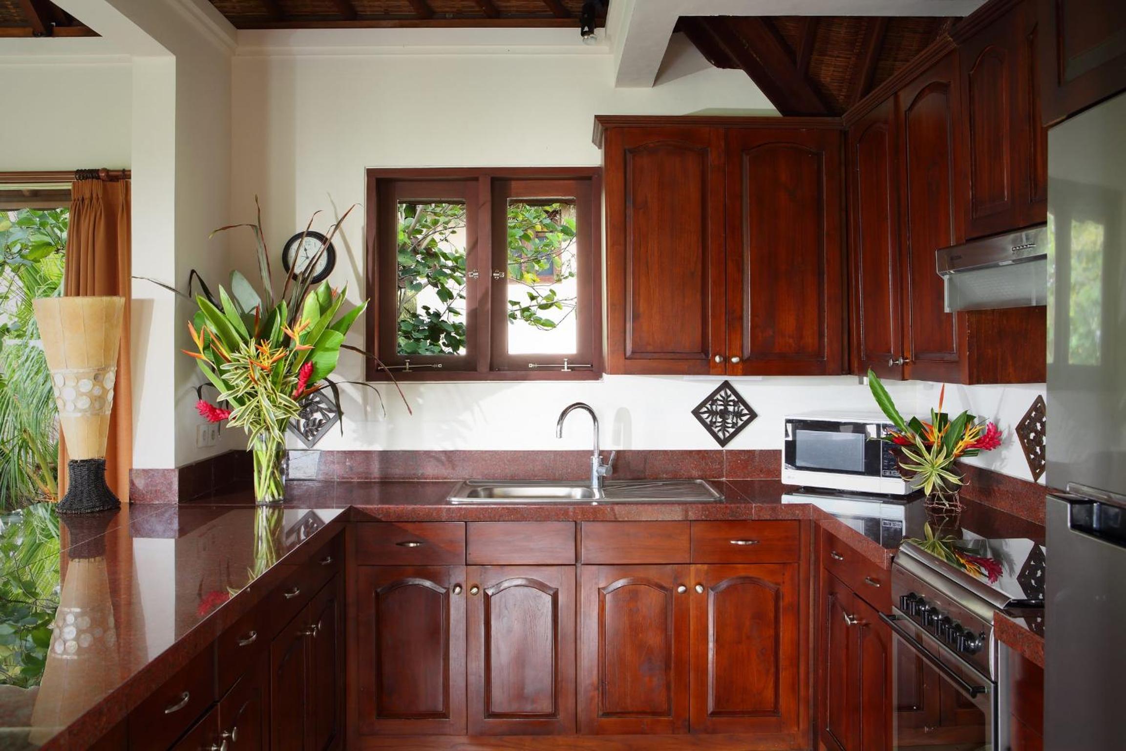 Santana Three-Bedroom Villa with Private Pool thumbnail 6