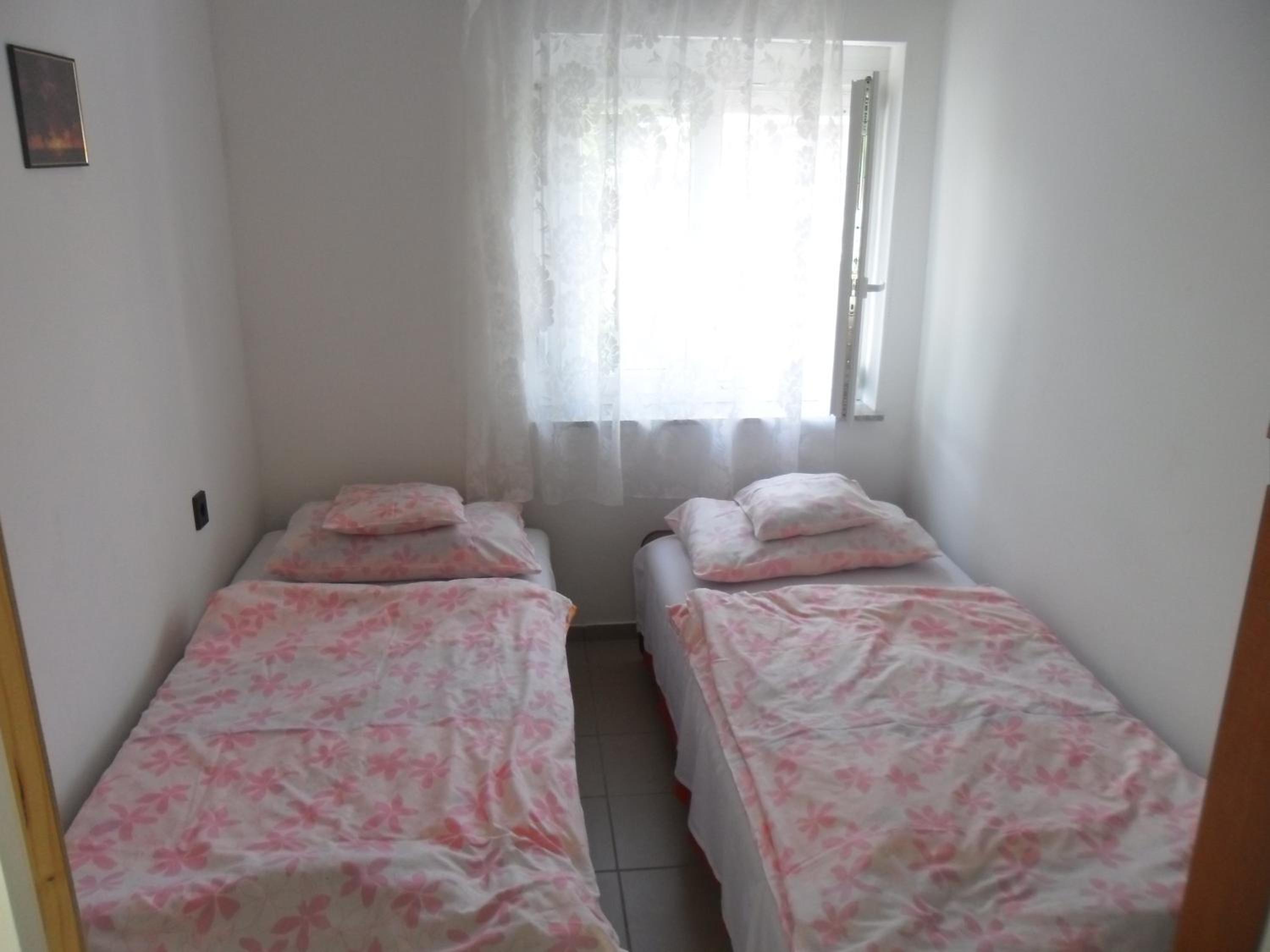 Apartment - Ground Floor photo 1
