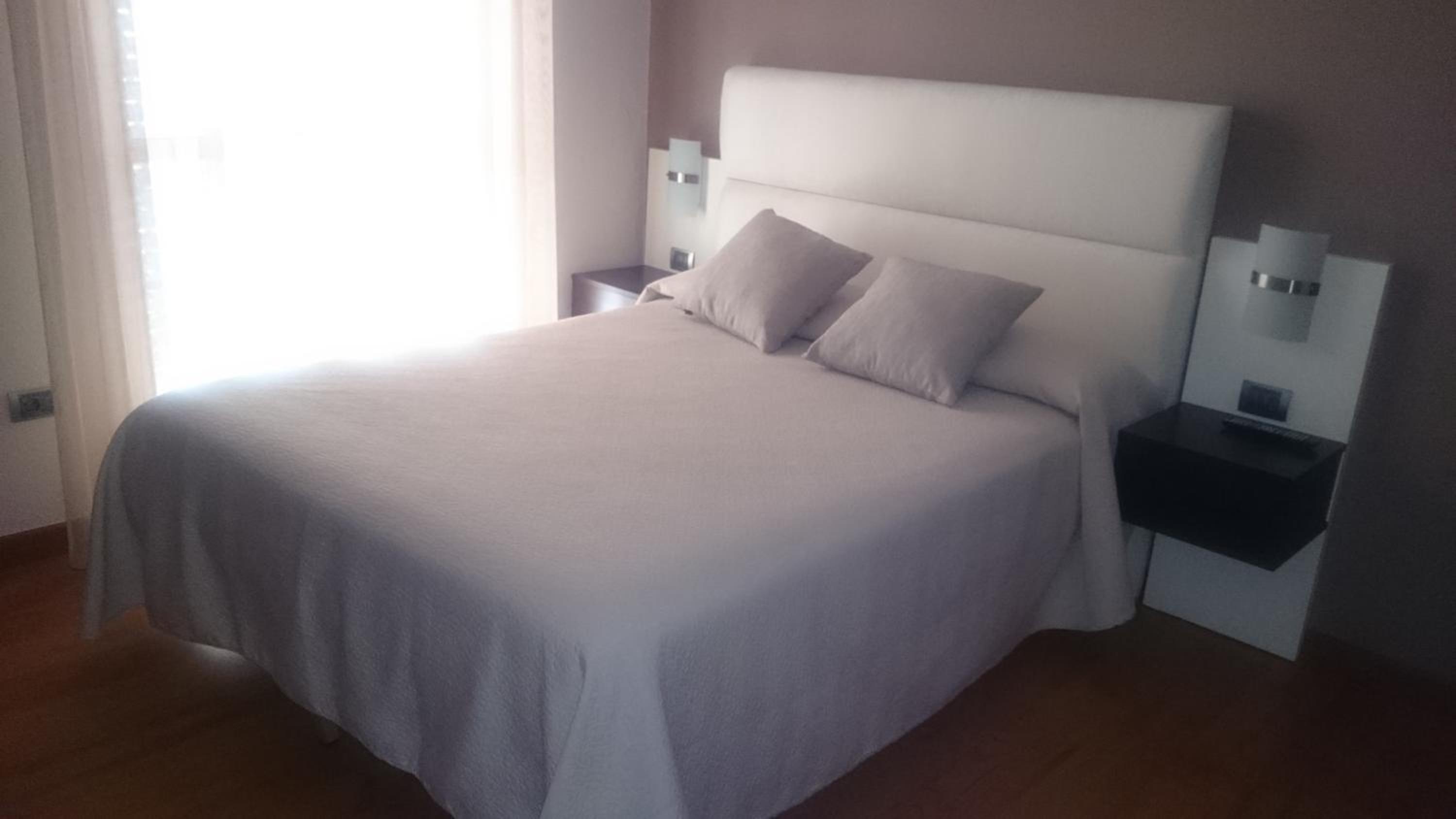 Double or Twin Room photo 3