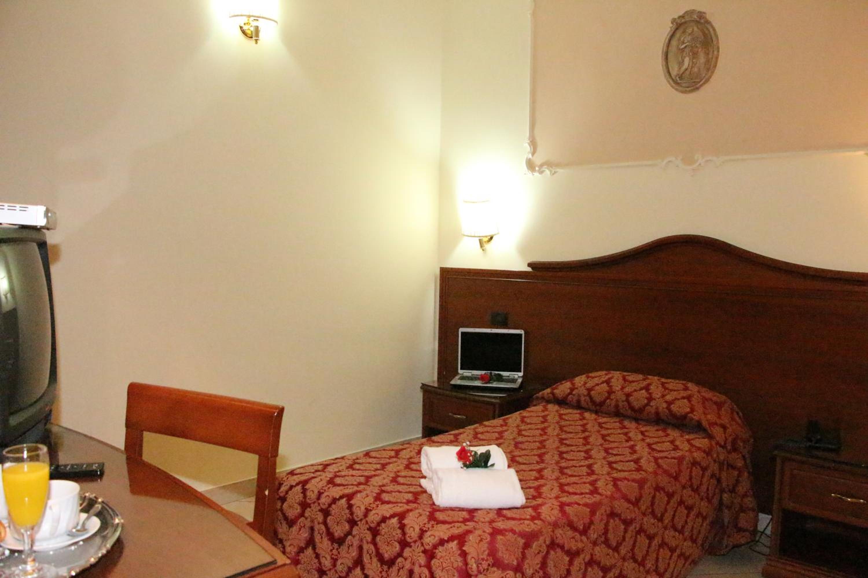 Twin Room photo 2