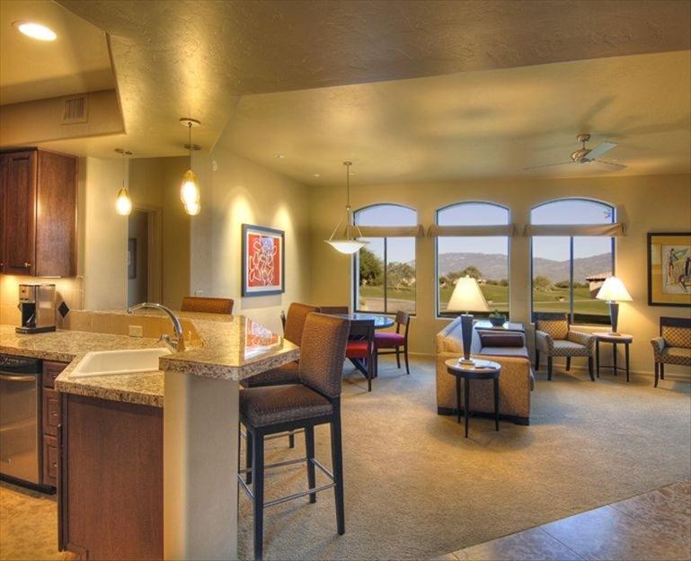 Apartment with Mountain View photo 1