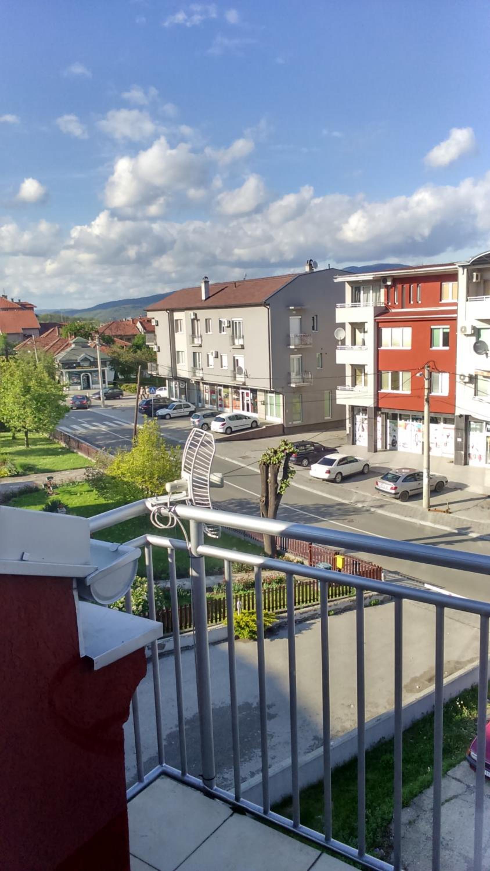 Apartment with Balcony photo 3