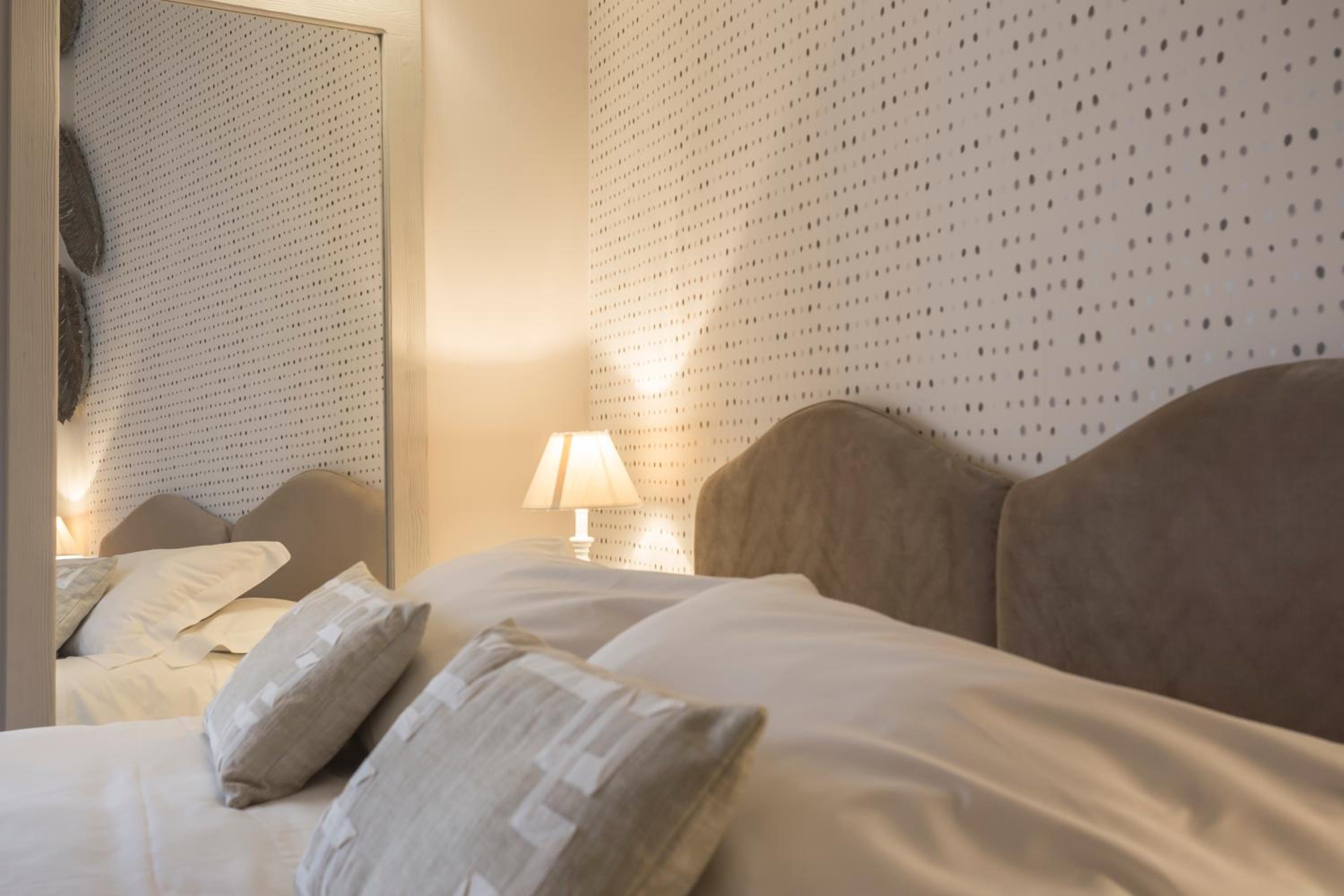 Junior Suite - Photo 16