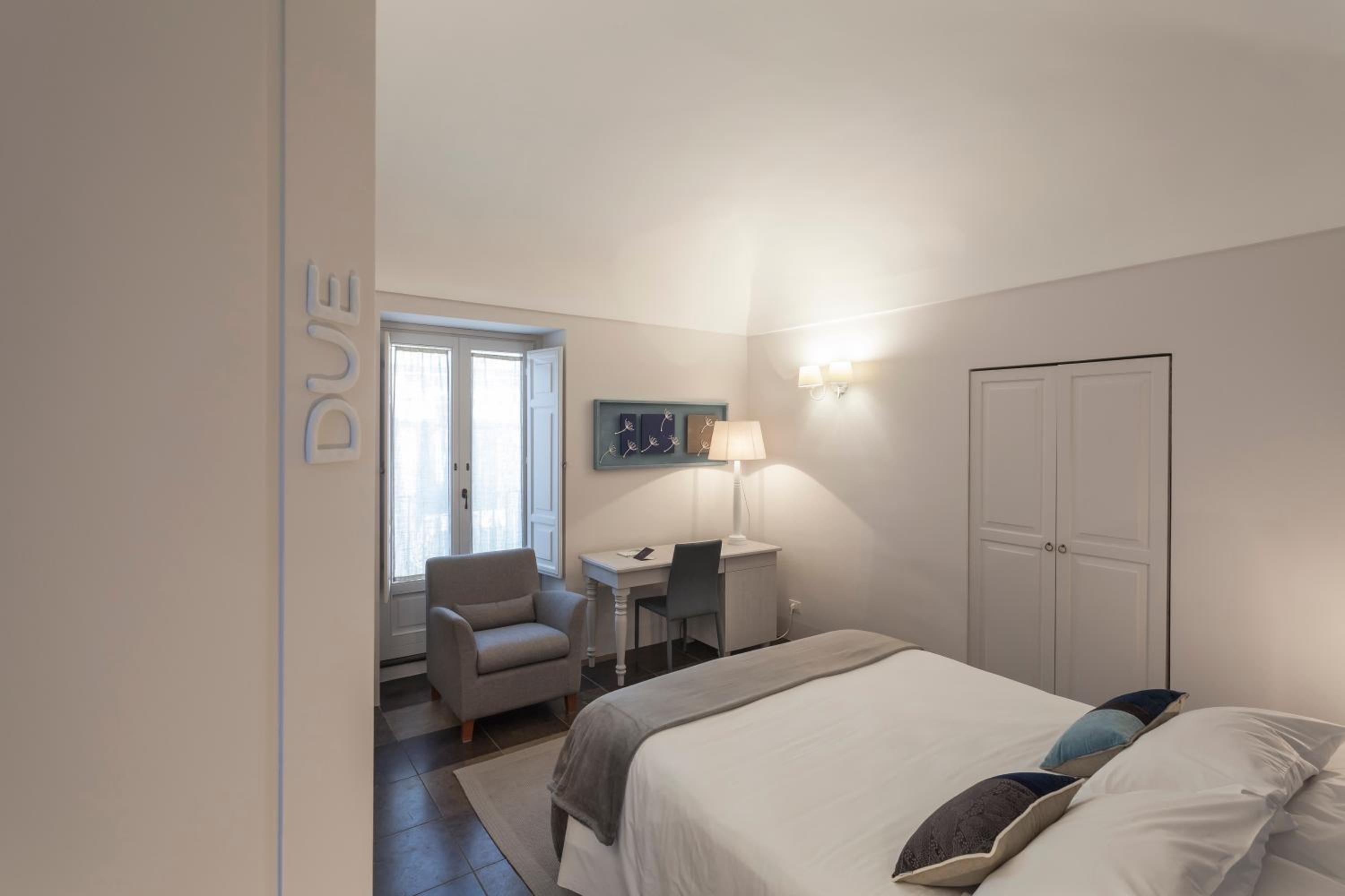 Superior Double Room - Photo 13