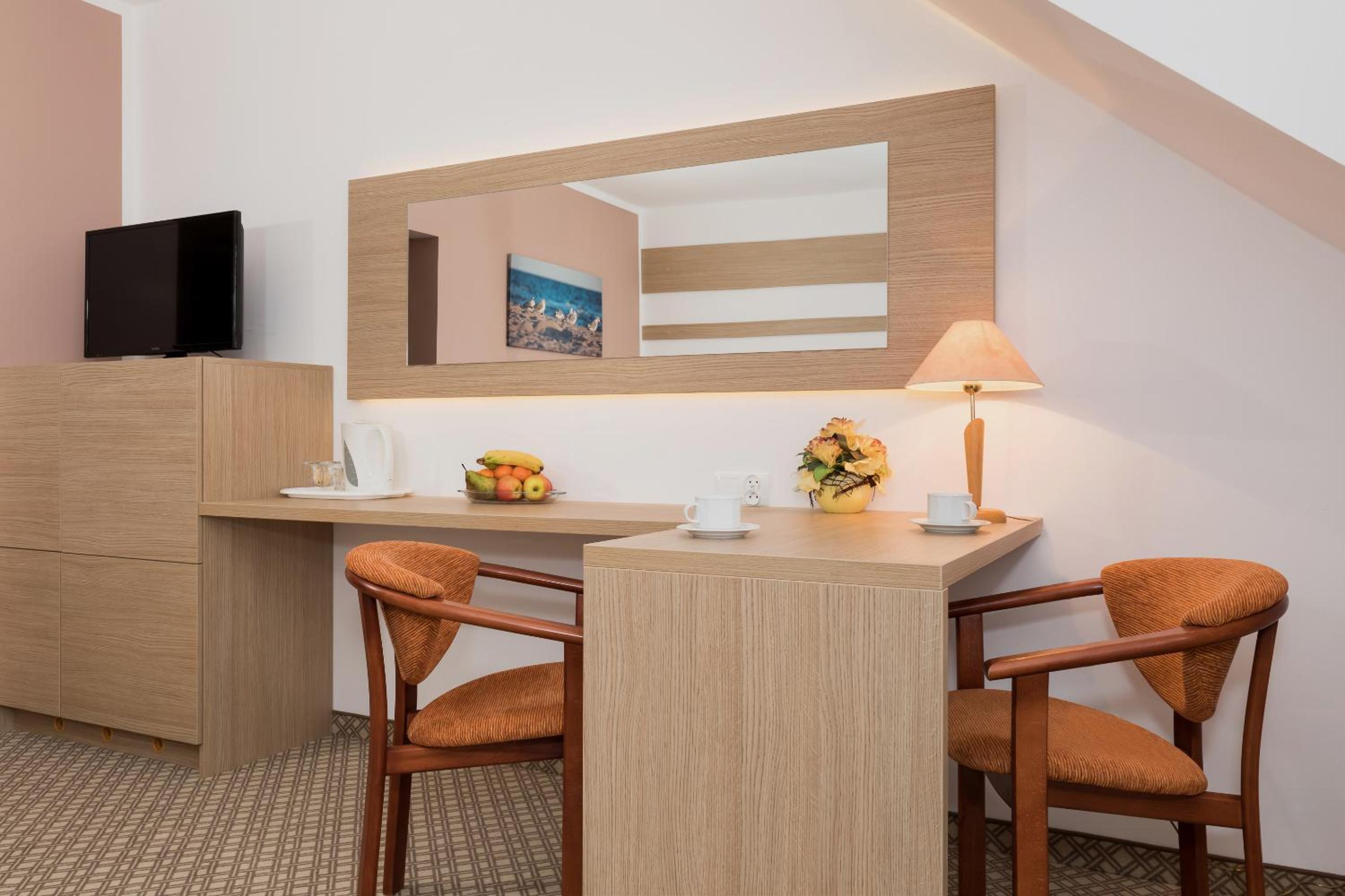 Double Room - Photo 17