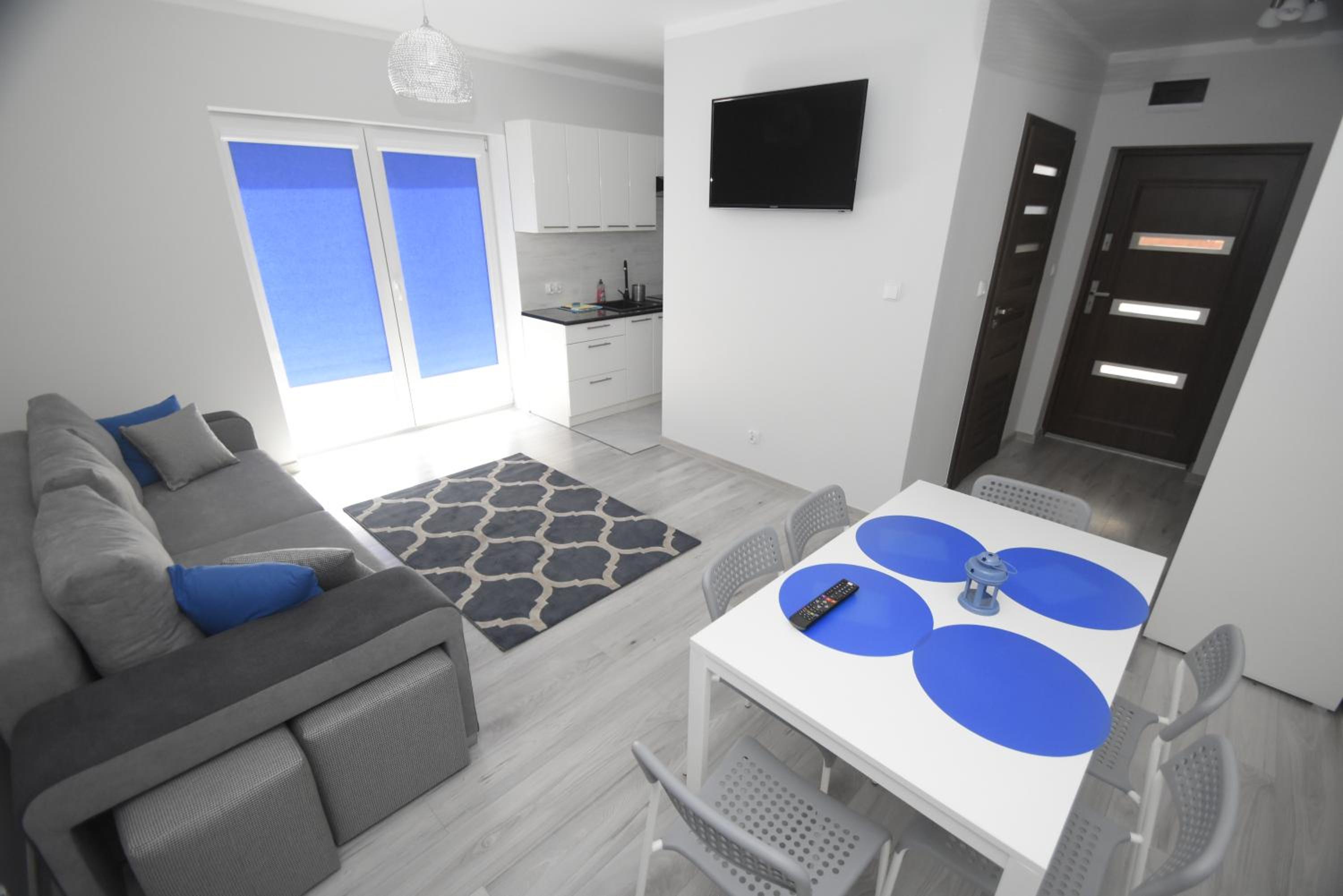 Apartment with Garden View photo 2