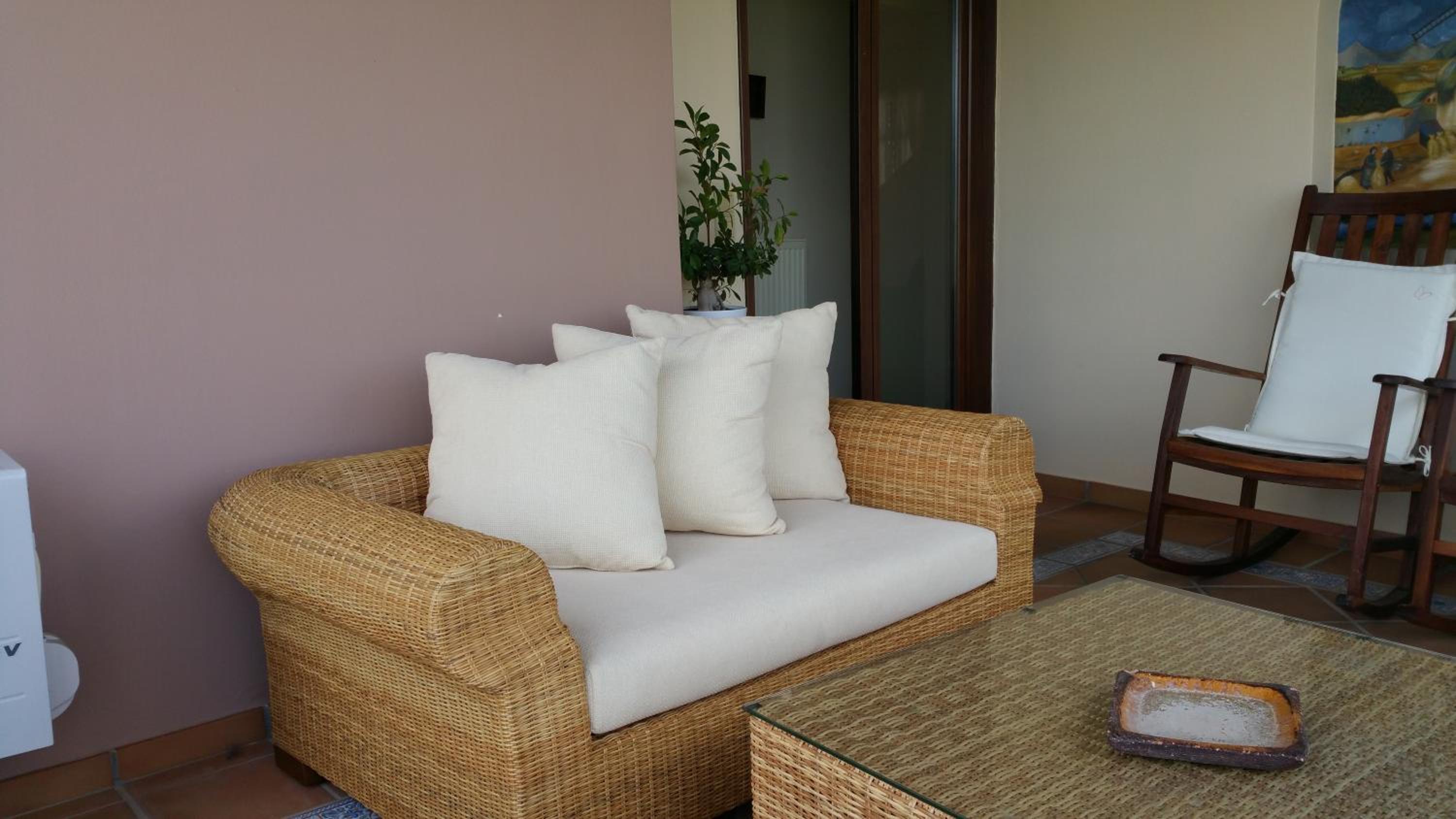 Four-Bedroom Villa with Private Pool photo 2