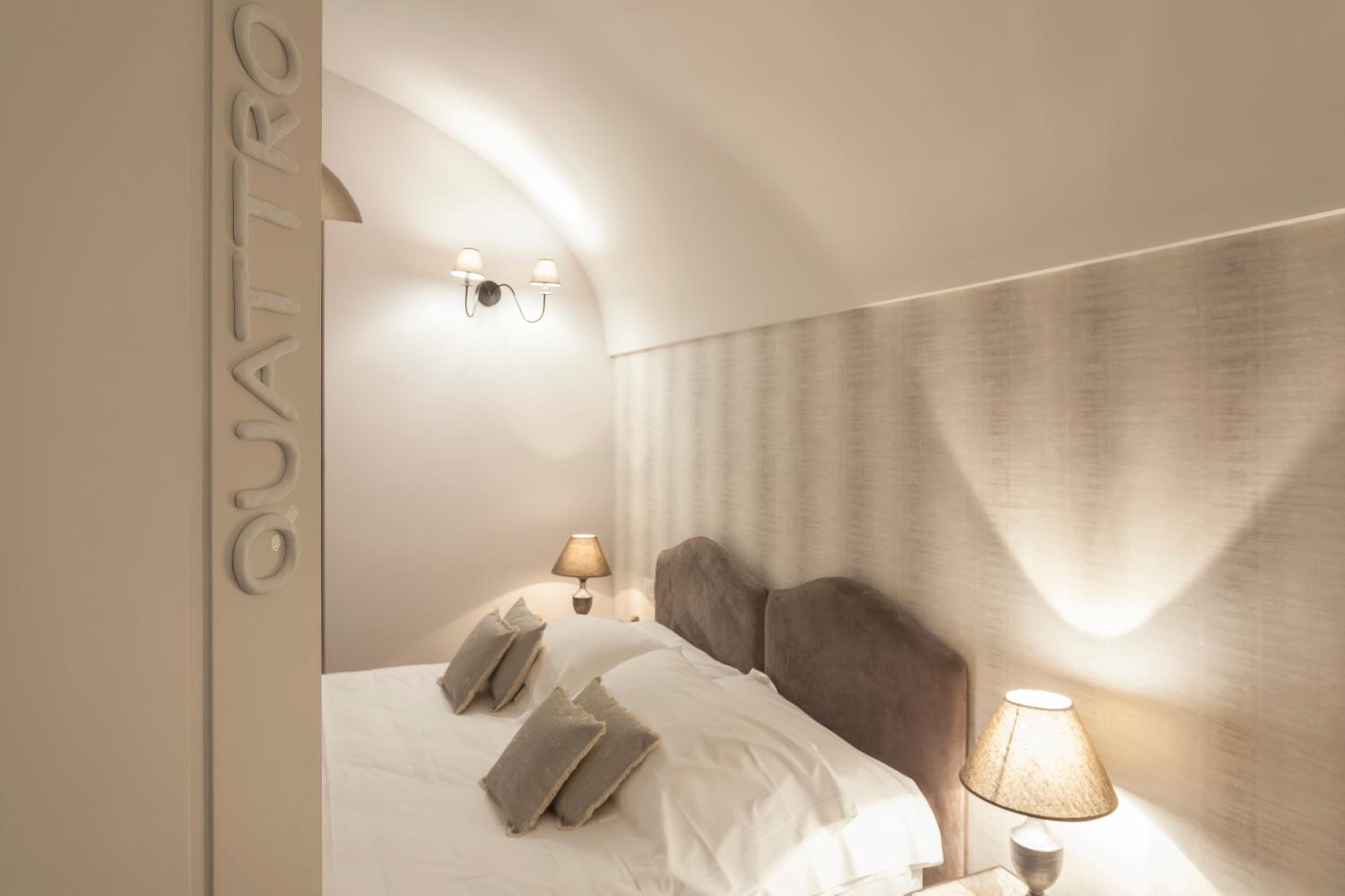Standard Double Room - Photo 2