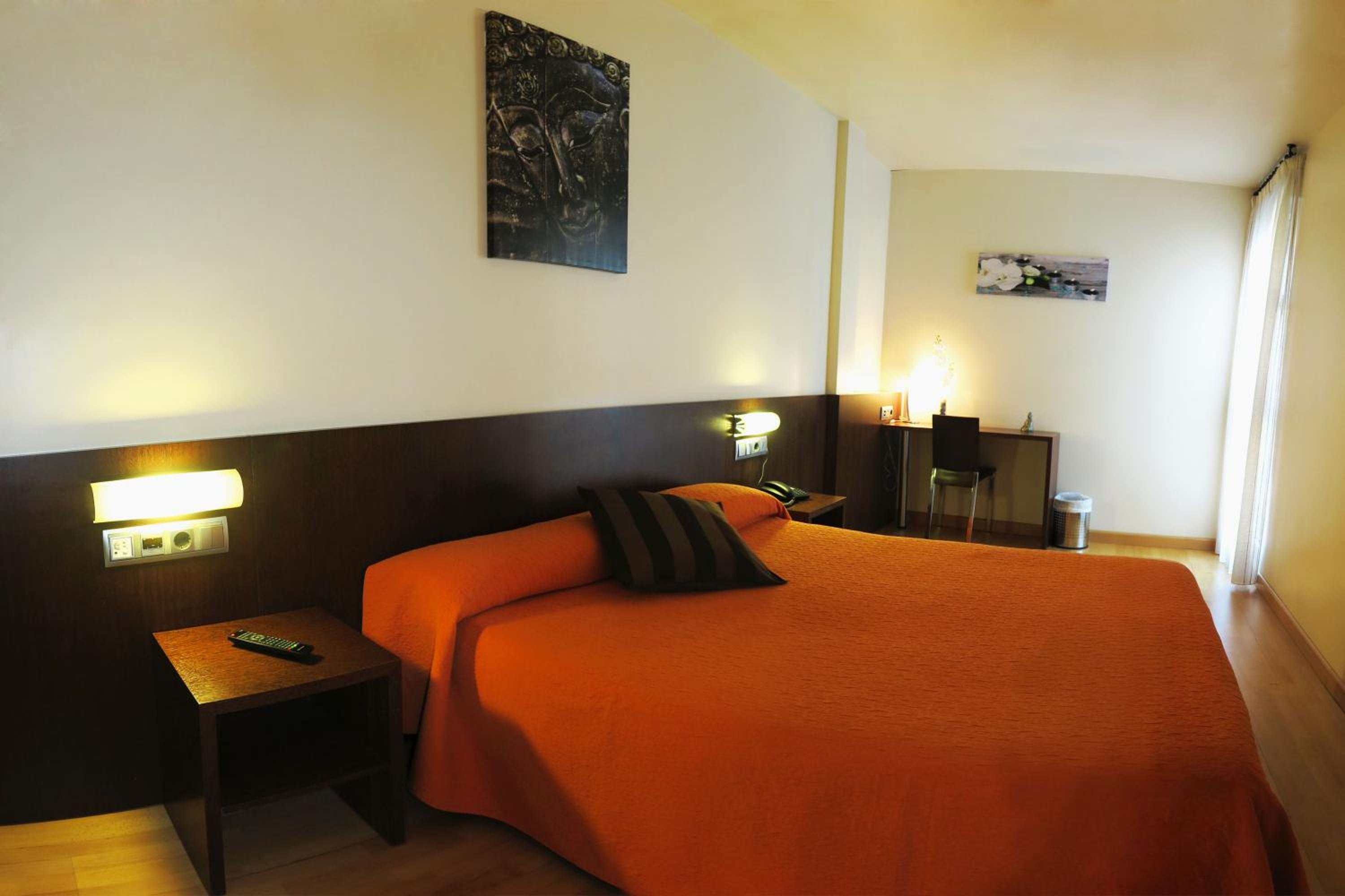 Double Room - Photo 4