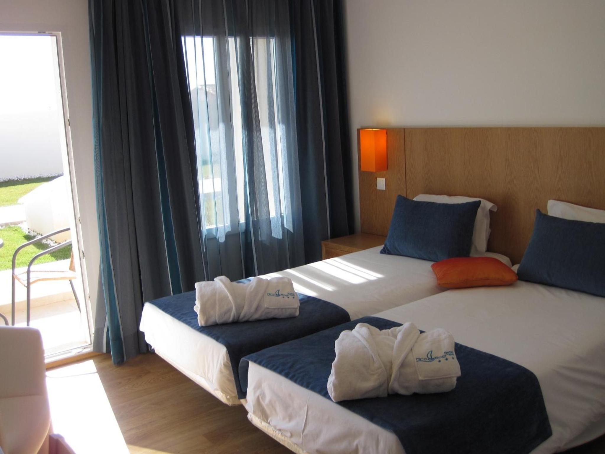 Double or Twin with Balcony or Terrace - Photo 6