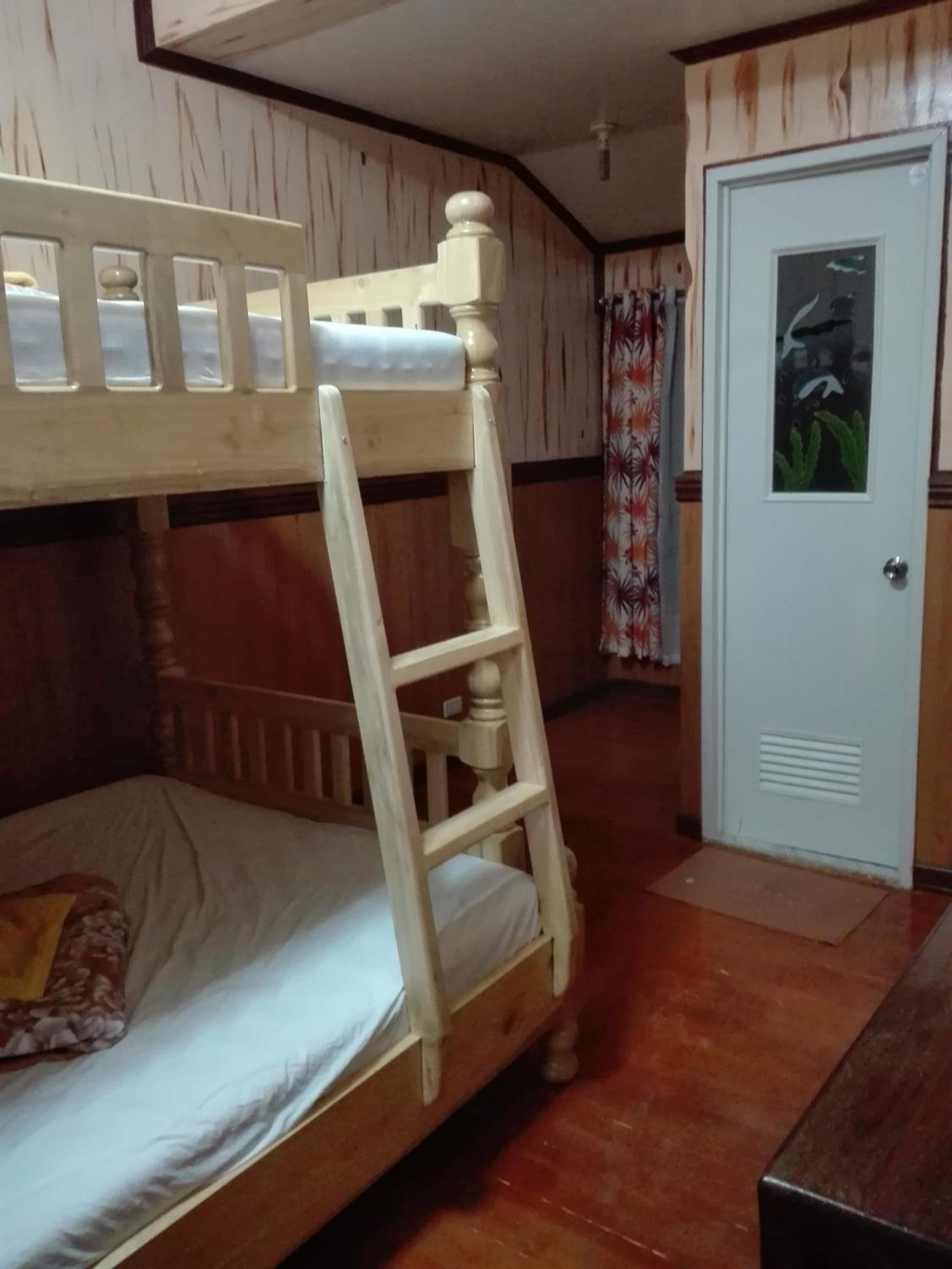 Single Bed in Dormitory Room photo 1