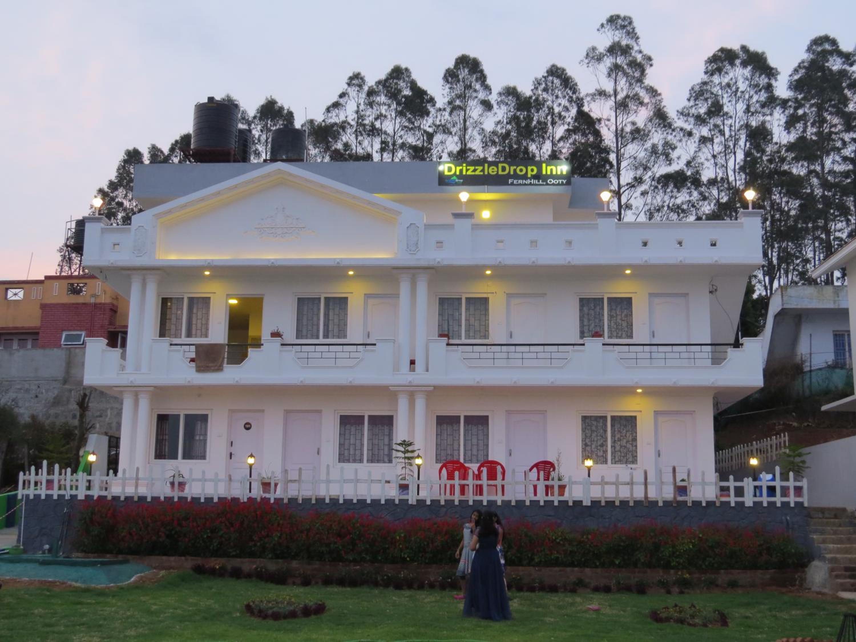 Deluxe Double Room with Balcony - Photo 5