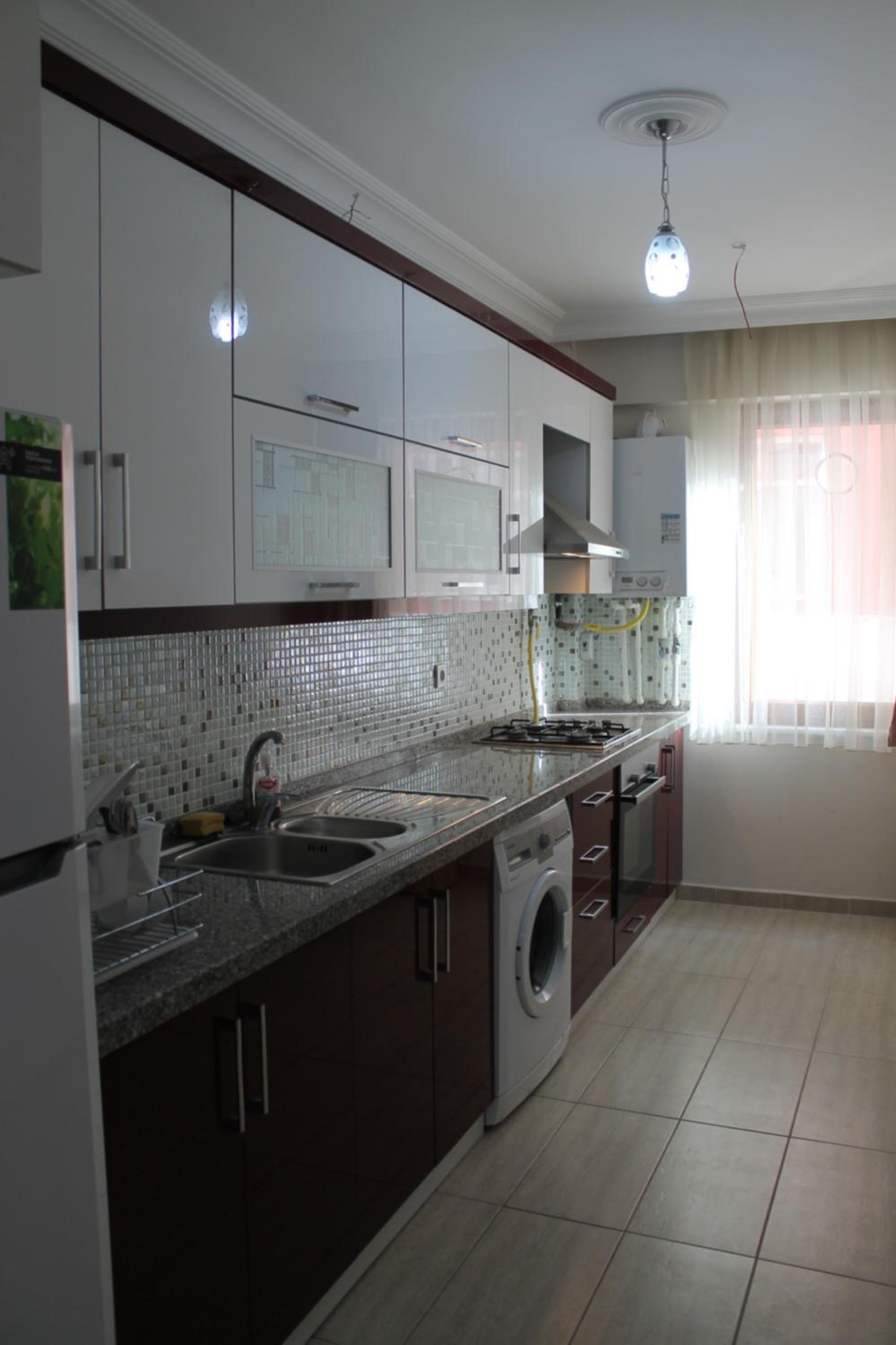 Two-Bedroom Apartment with Mountain View photo 2