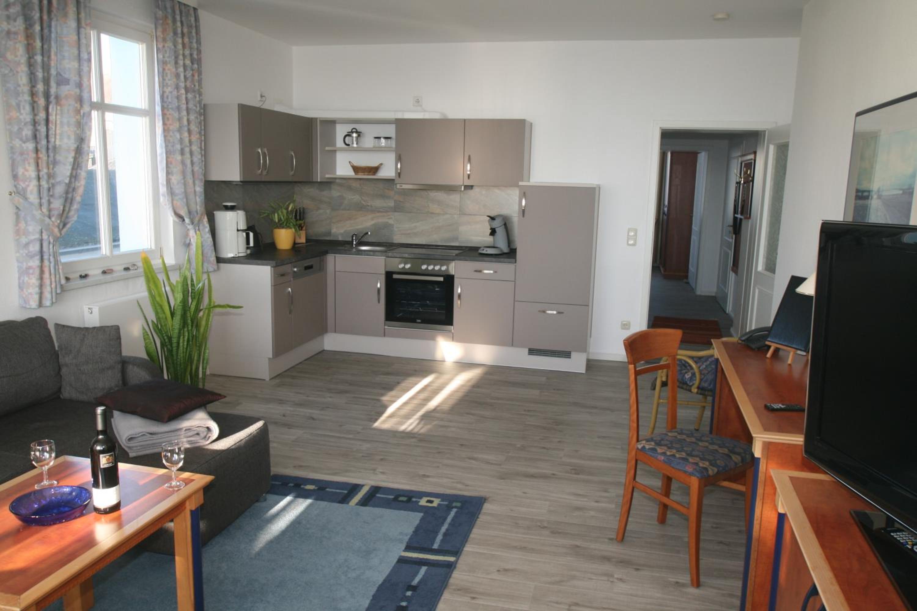 Apartment with Sea View photo 2