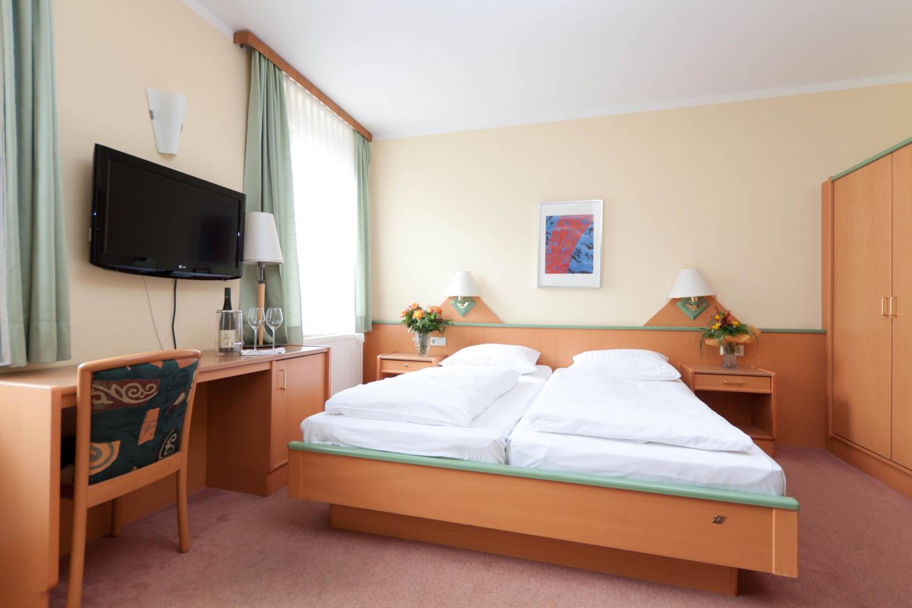Classic Double Room photo 2